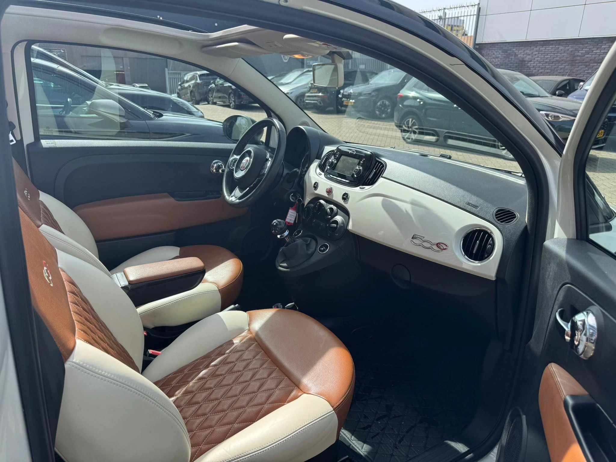 Fiat-500C-image-11