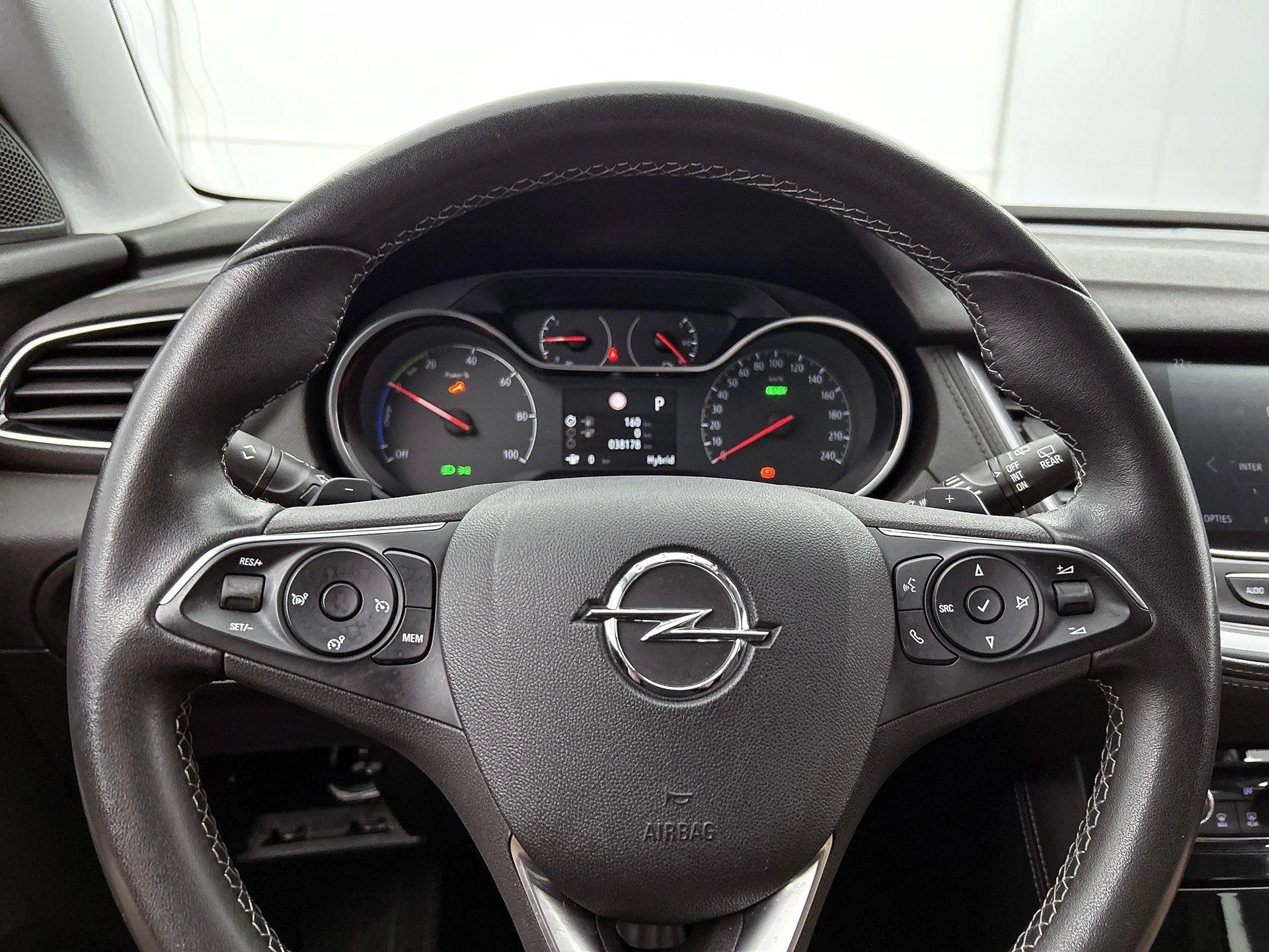 Opel-Grandland X-image-38
