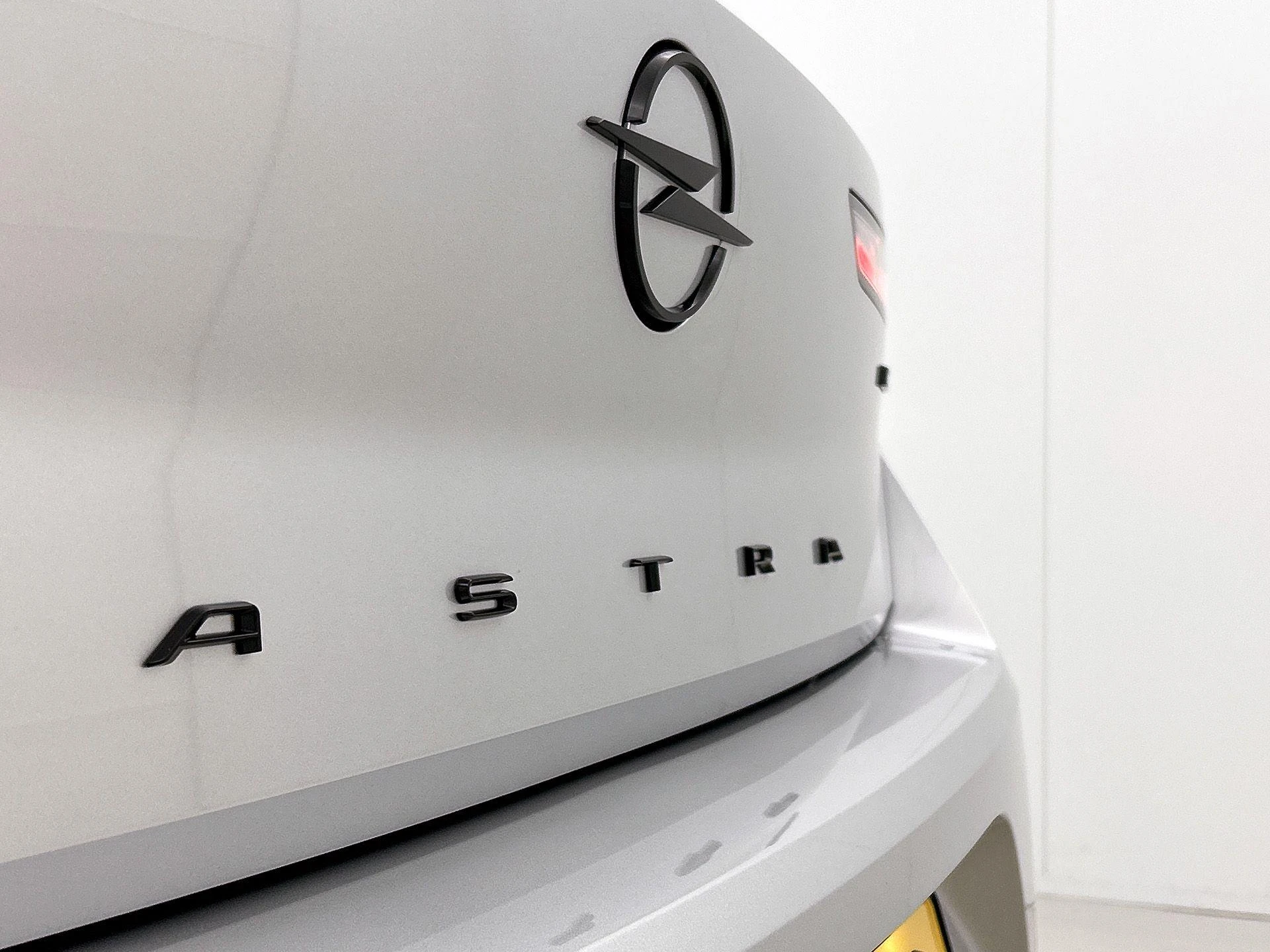 Opel-Astra-image-28