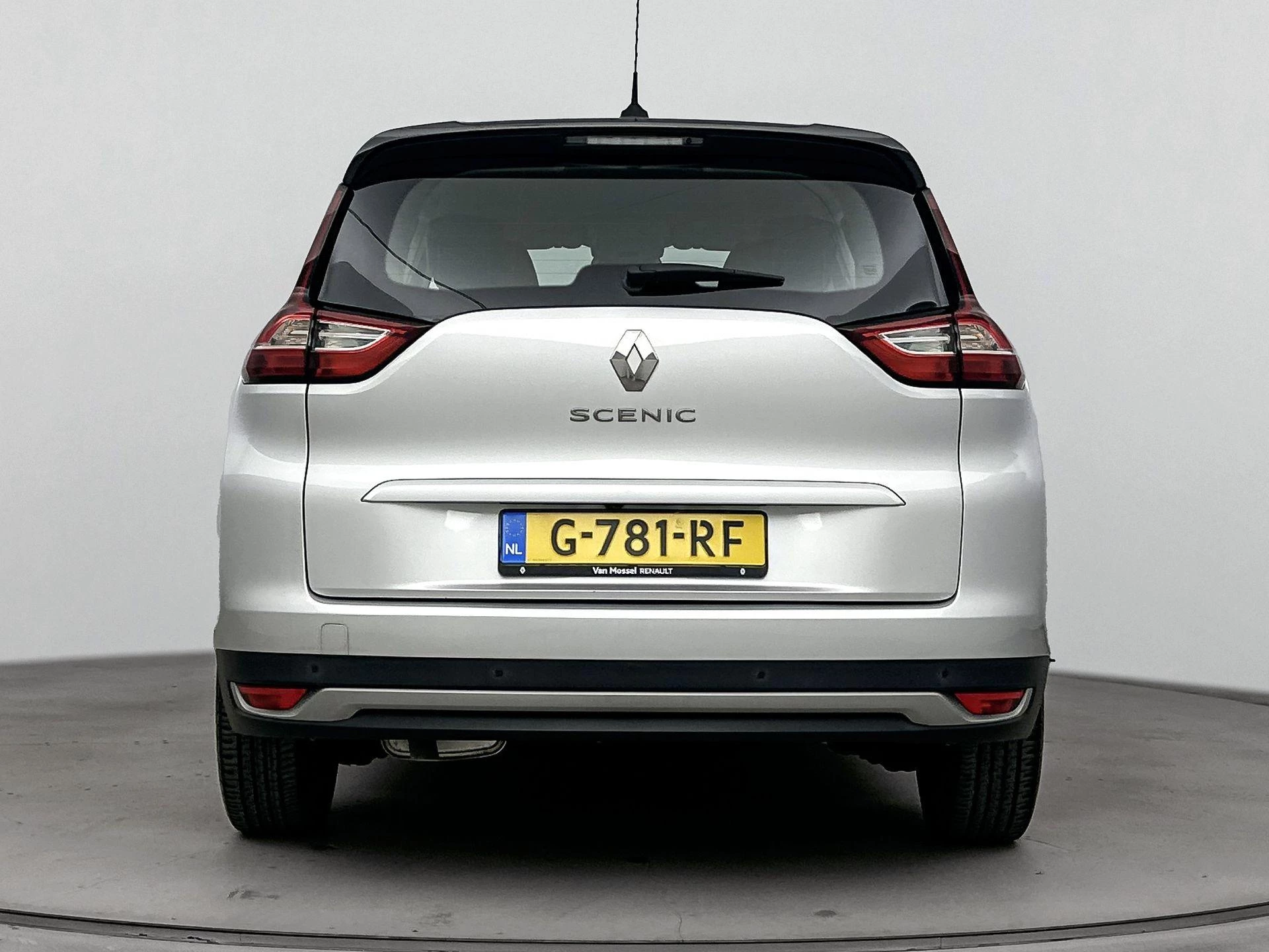 Renault-Grand Scénic-image-2