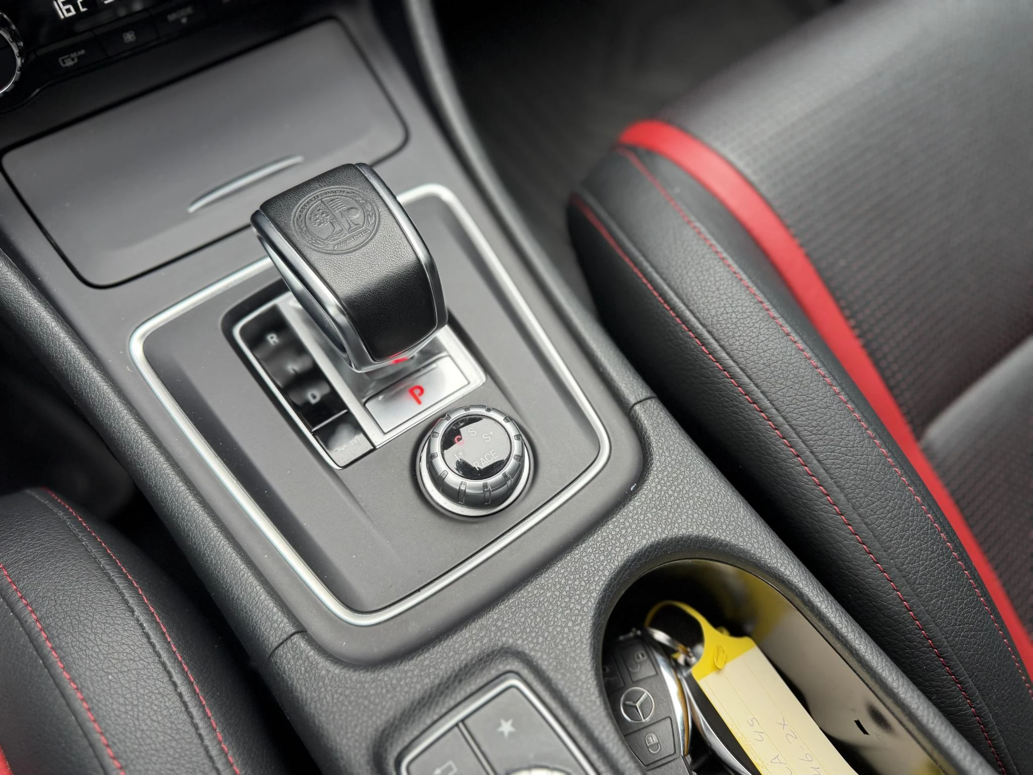 Mercedes-Benz-GLA-image-7