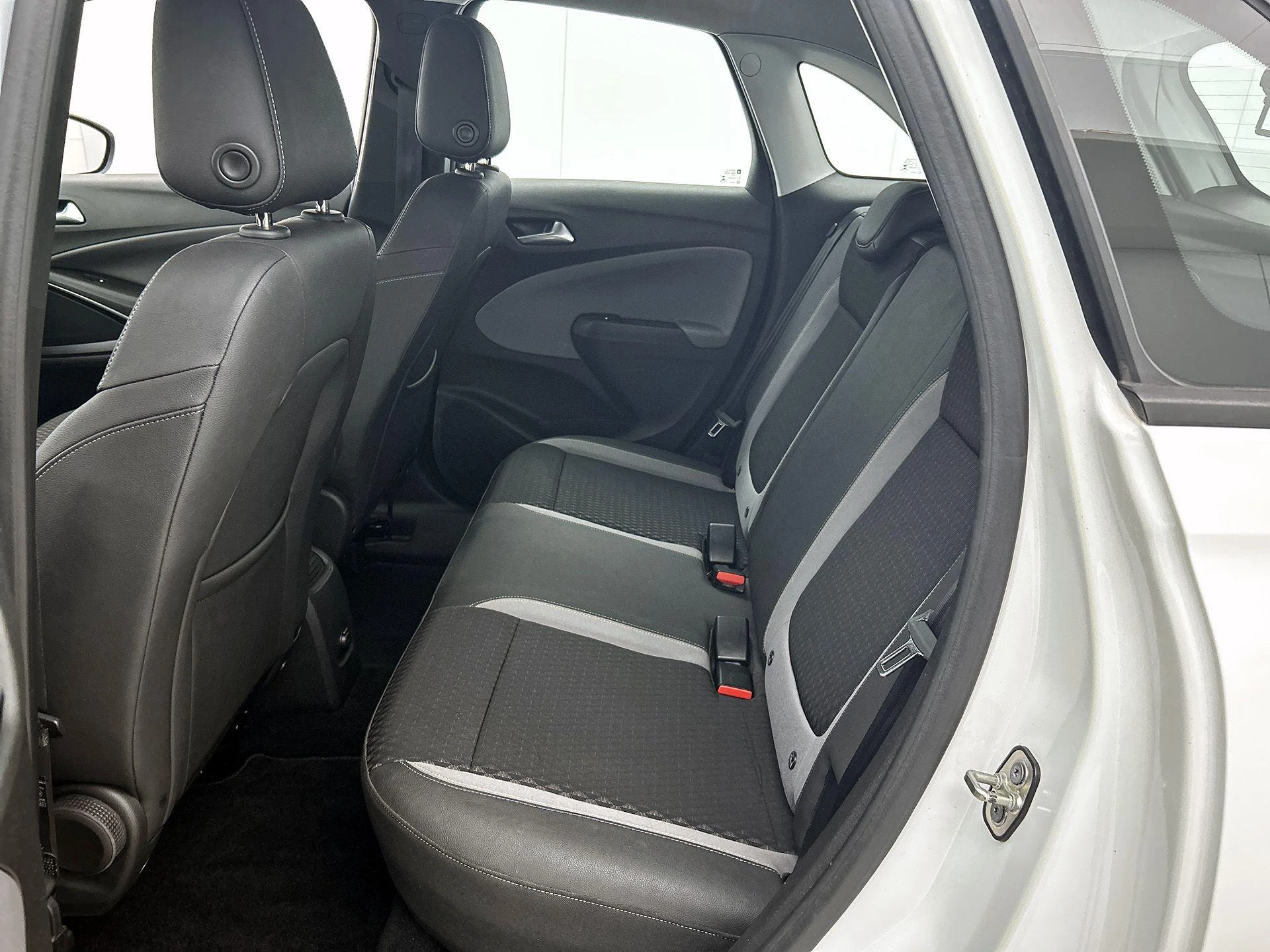 Opel-Crossland X-image-26