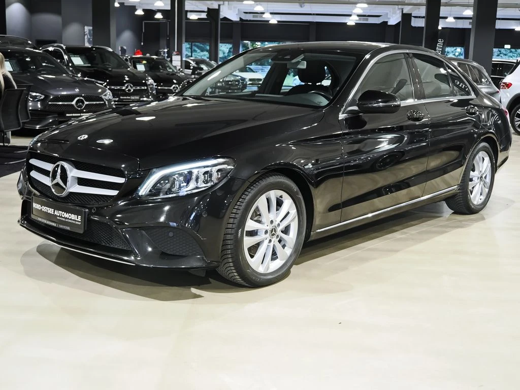 Mercedes-Benz-C-Klasse 200-image-1