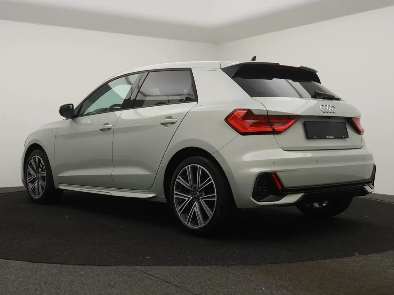 Audi A1 Sportback A1 Sportback 25TFSI S LINE 95PK *AUTOMAAT*CAMERA*VIRTUAL COCKPIT*PDC*ACC*KEYLESS GO*APP-CONNECT*ZETELVERWARMING*...*
