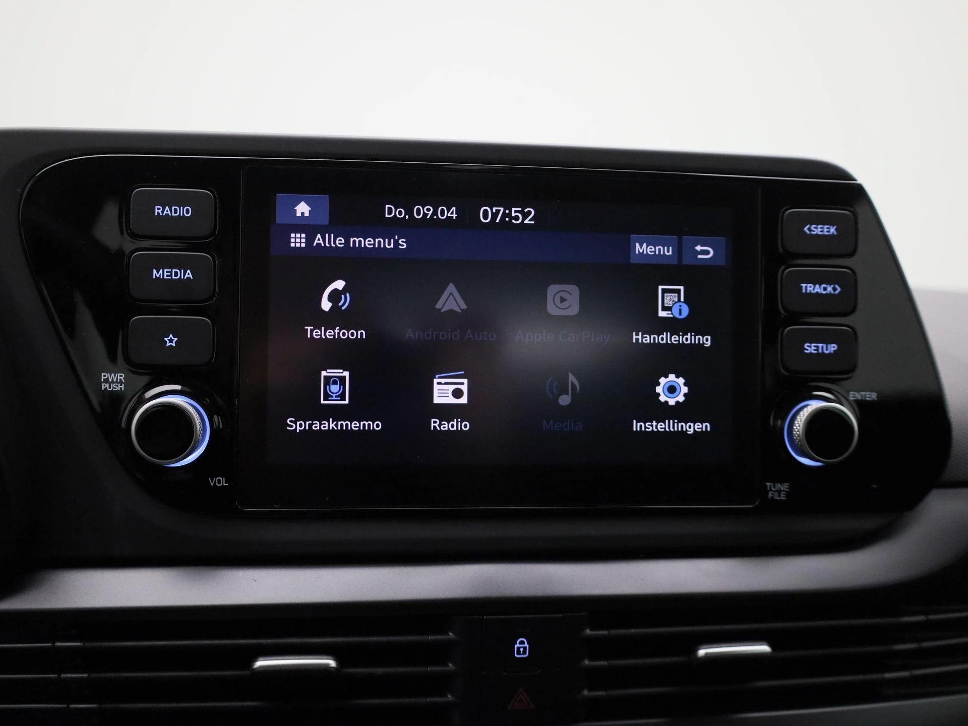 Hyundai-Bayon-image-18