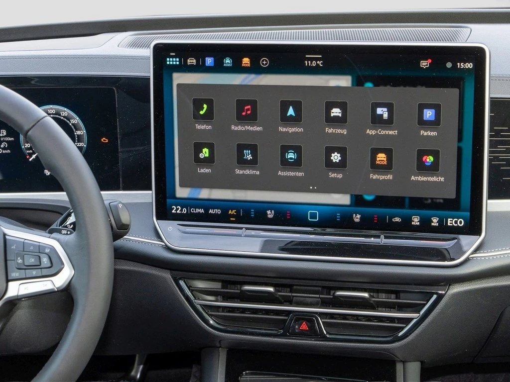 Volkswagen Passat Variant 1.5 TSI DSG eHybrid Elegance AHK