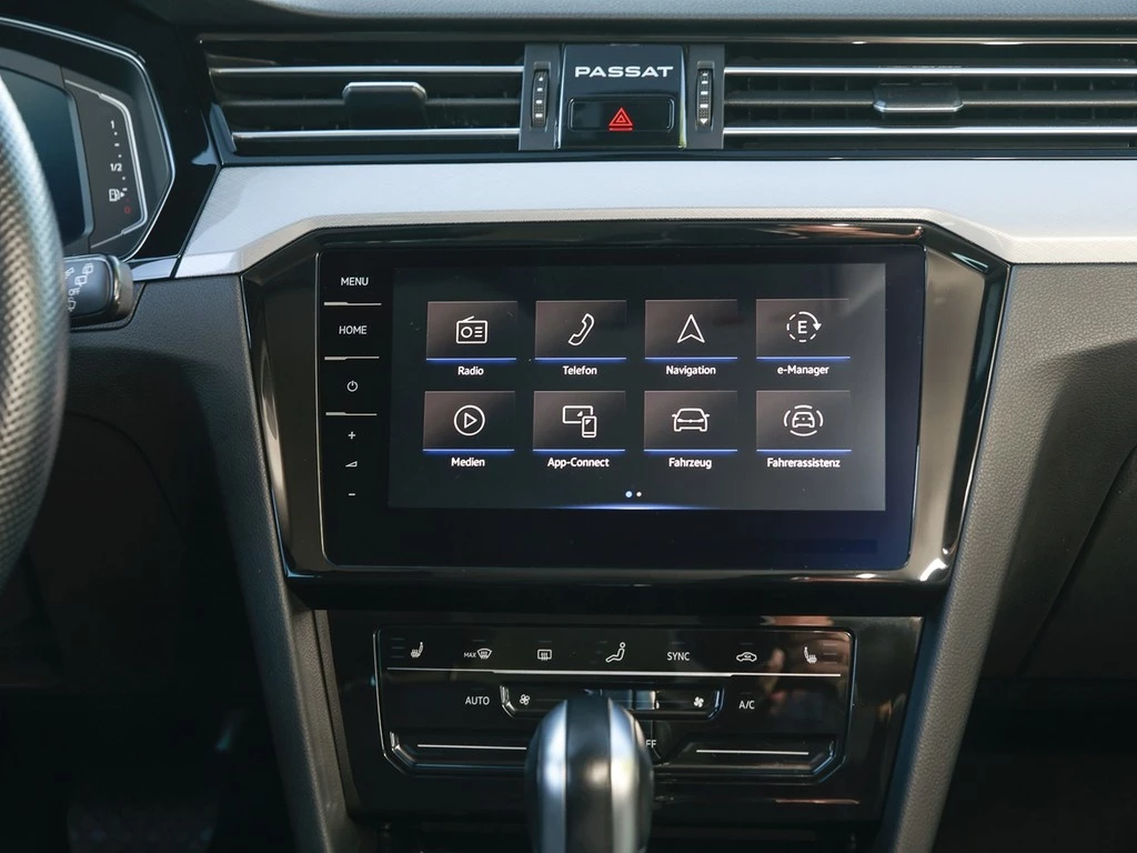 Volkswagen Passat Variant GTE 1.4 TSI DSG Hybrid *IQ-Light*Navi*Travel-Assit*Area-View*Head-up*Digi-Cockpit*App