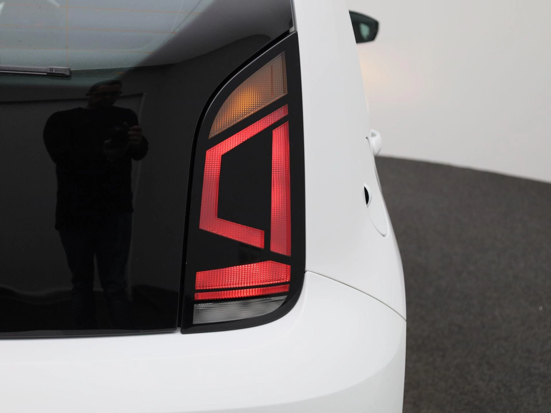 Volkswagen-up!-image-25