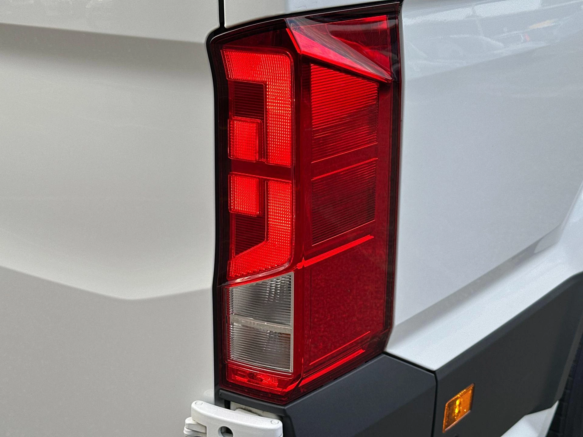 Volkswagen-Crafter-image-19