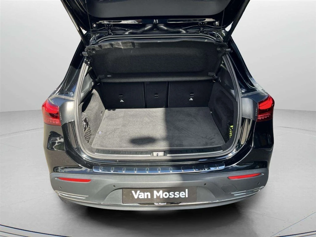 Mercedes-Benz-EQA-image-20