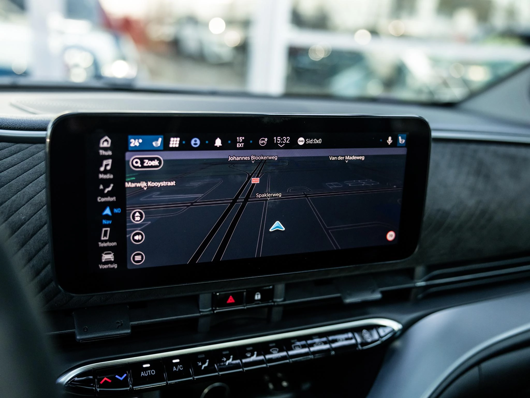 Abarth-500e-image-45