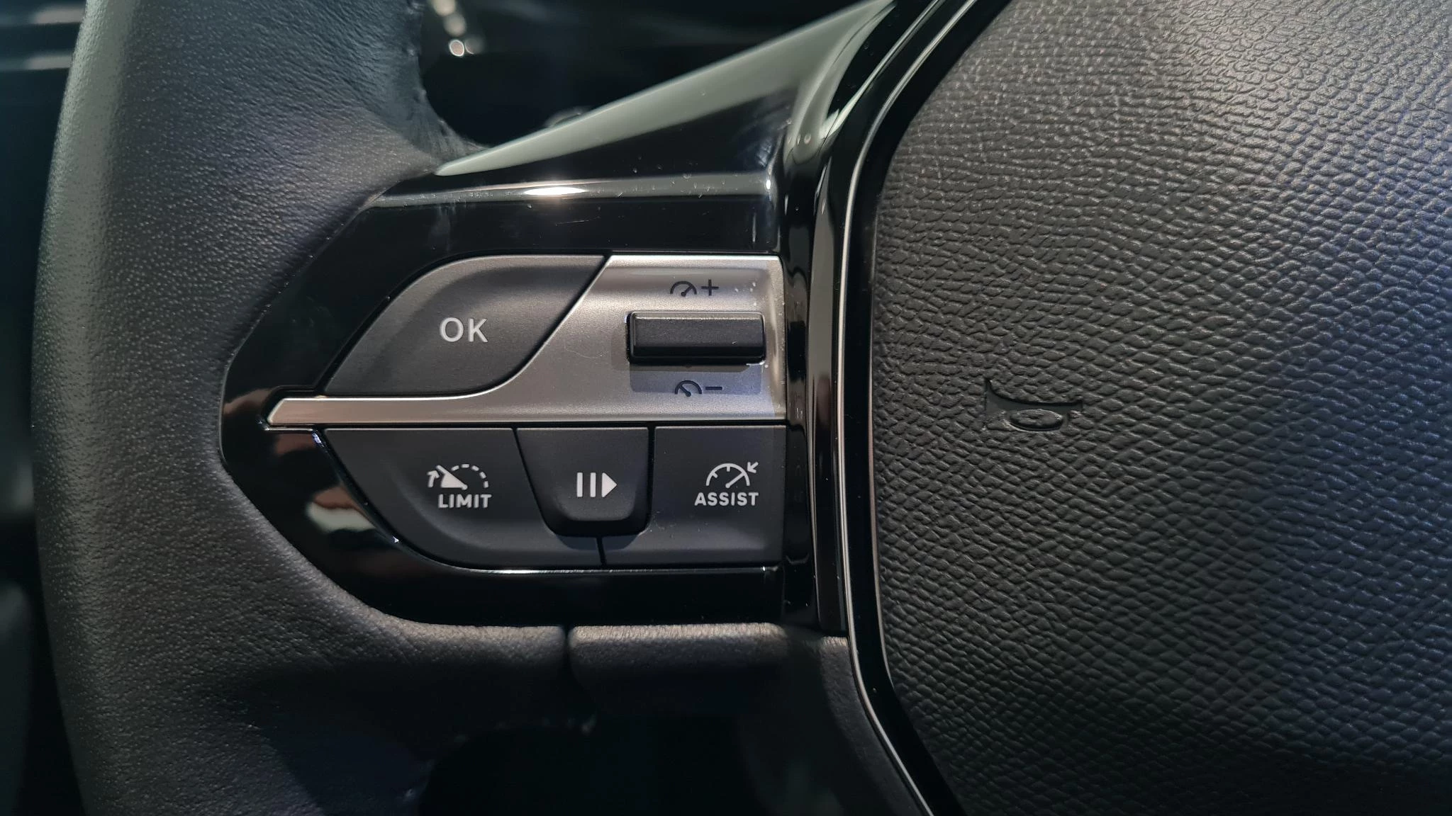 Peugeot-308-image-12