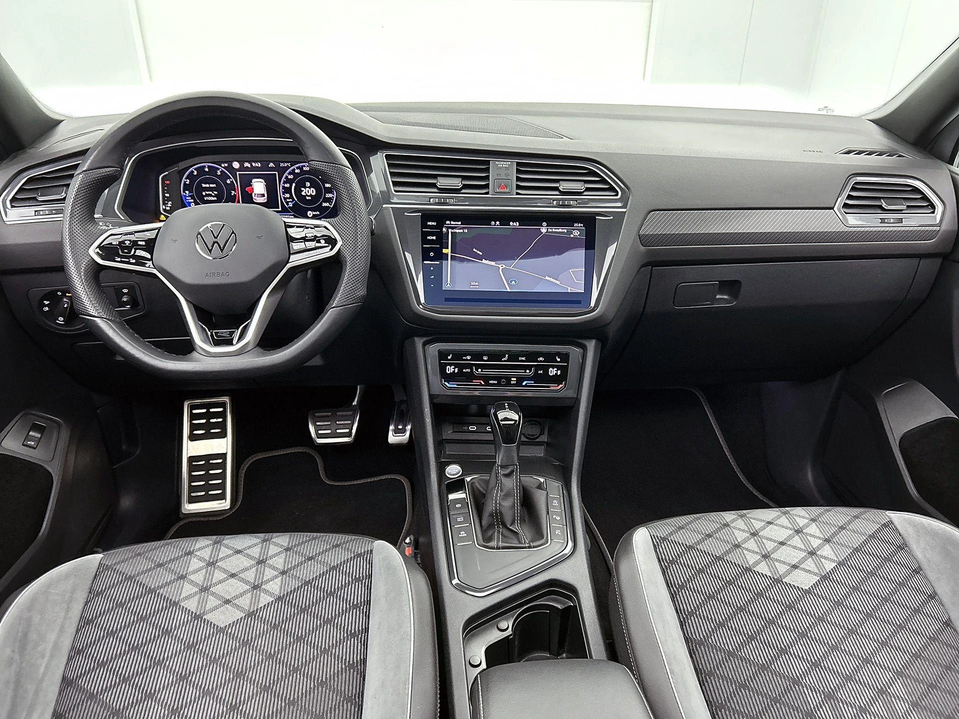 Volkswagen-Tiguan Allspace-image-18