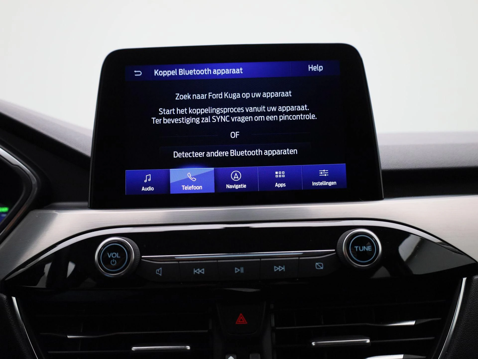 Ford-Kuga-image-24