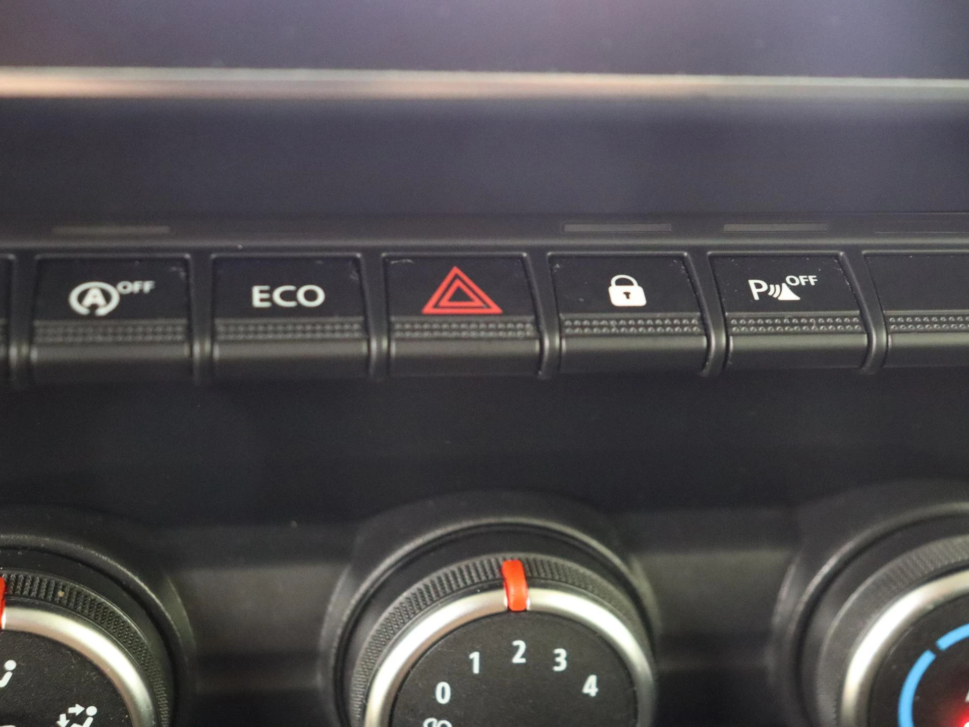 Renault-Express-image-19