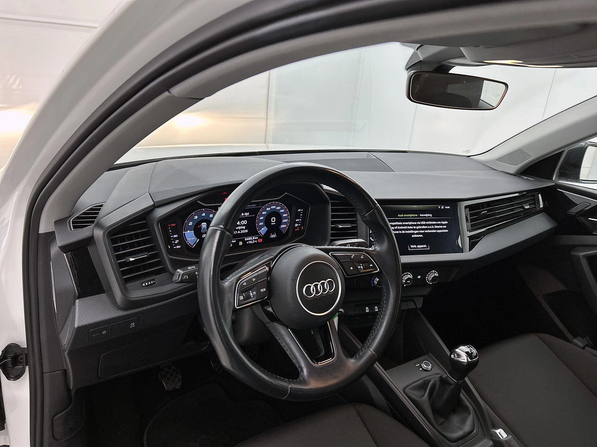 Audi-A1 Sportback-image-11