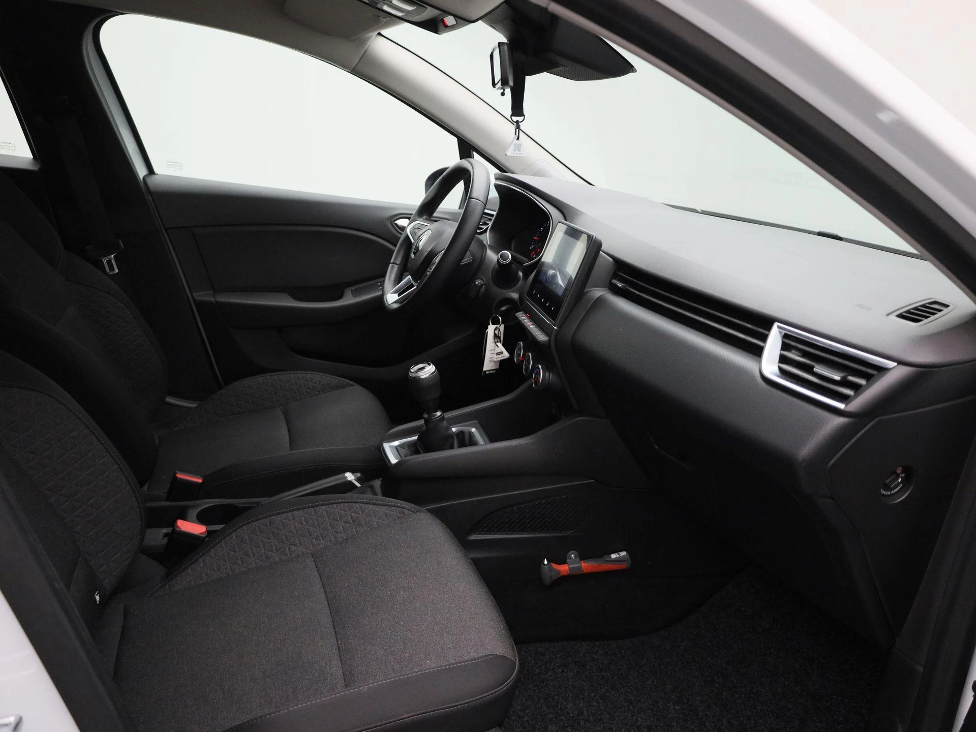 Renault-Clio-image-26