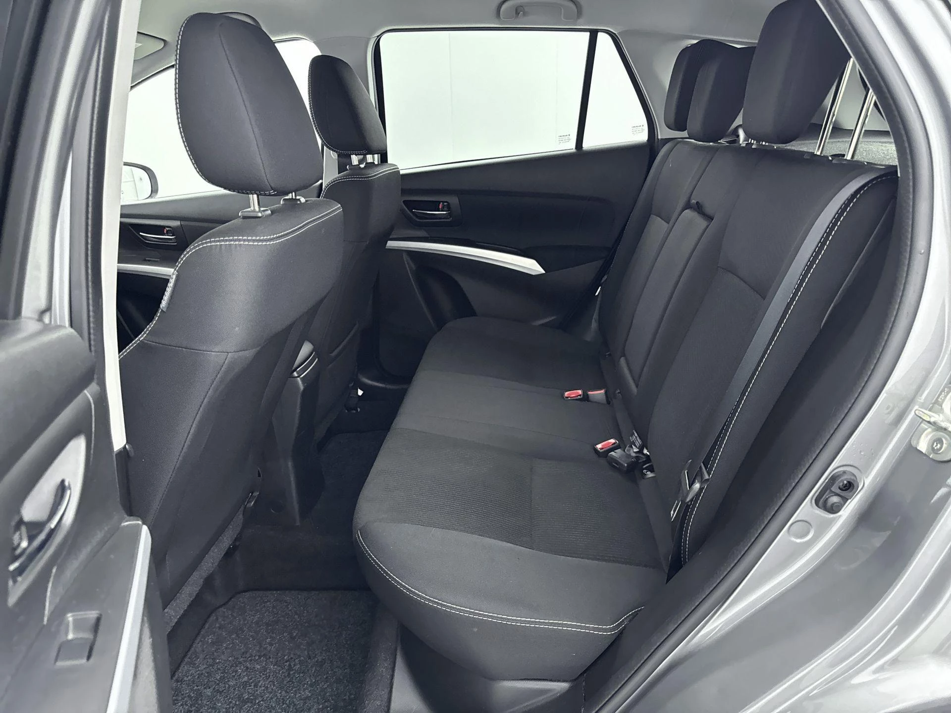 Suzuki-S-Cross-image-23