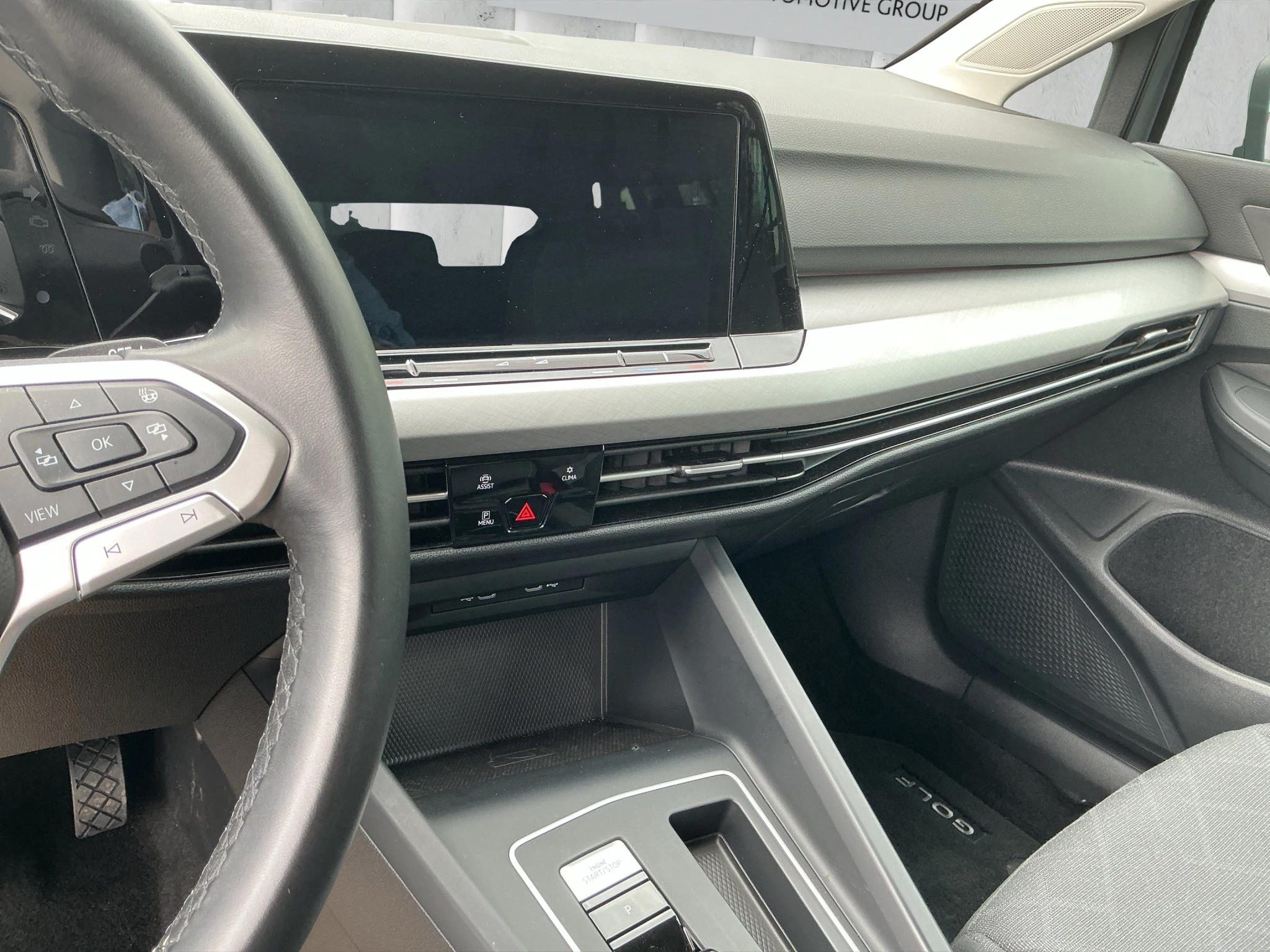 Volkswagen Golf VIII 1.0 eTSI Life OPF