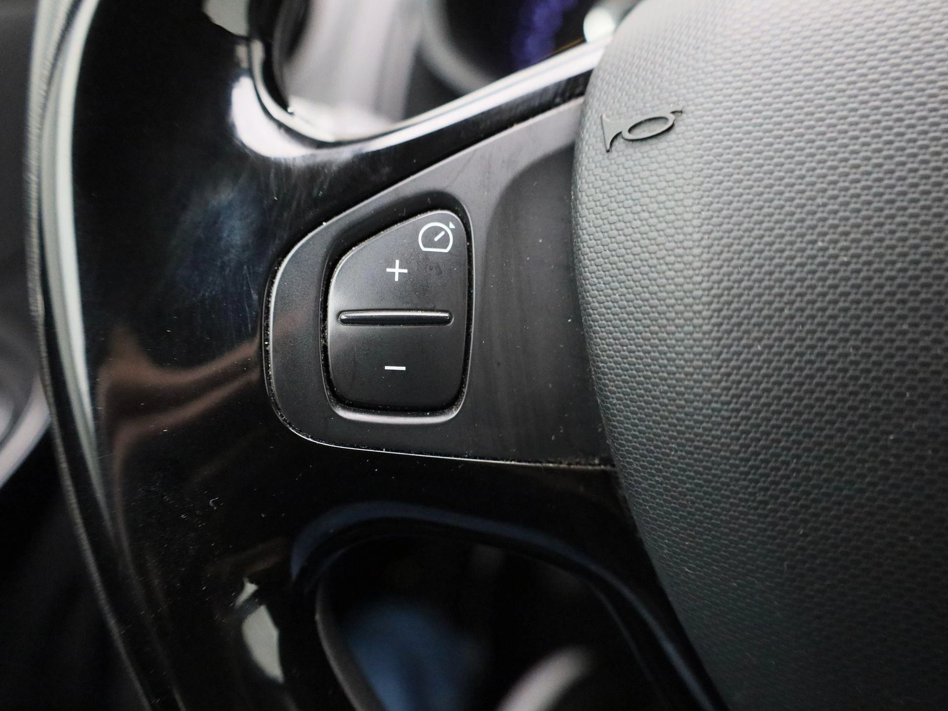 Renault-Clio-image-17