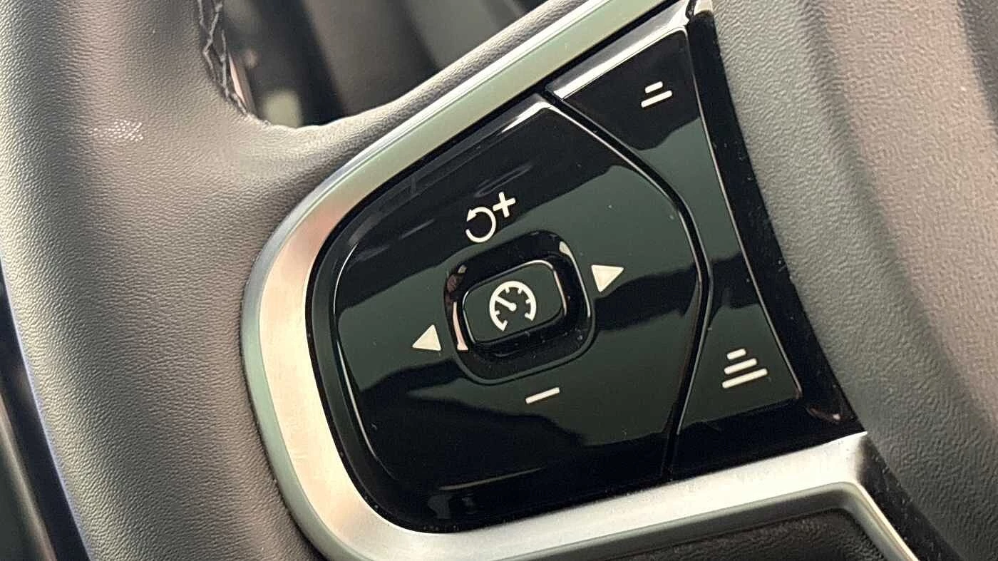 Volvo-XC60-image-30