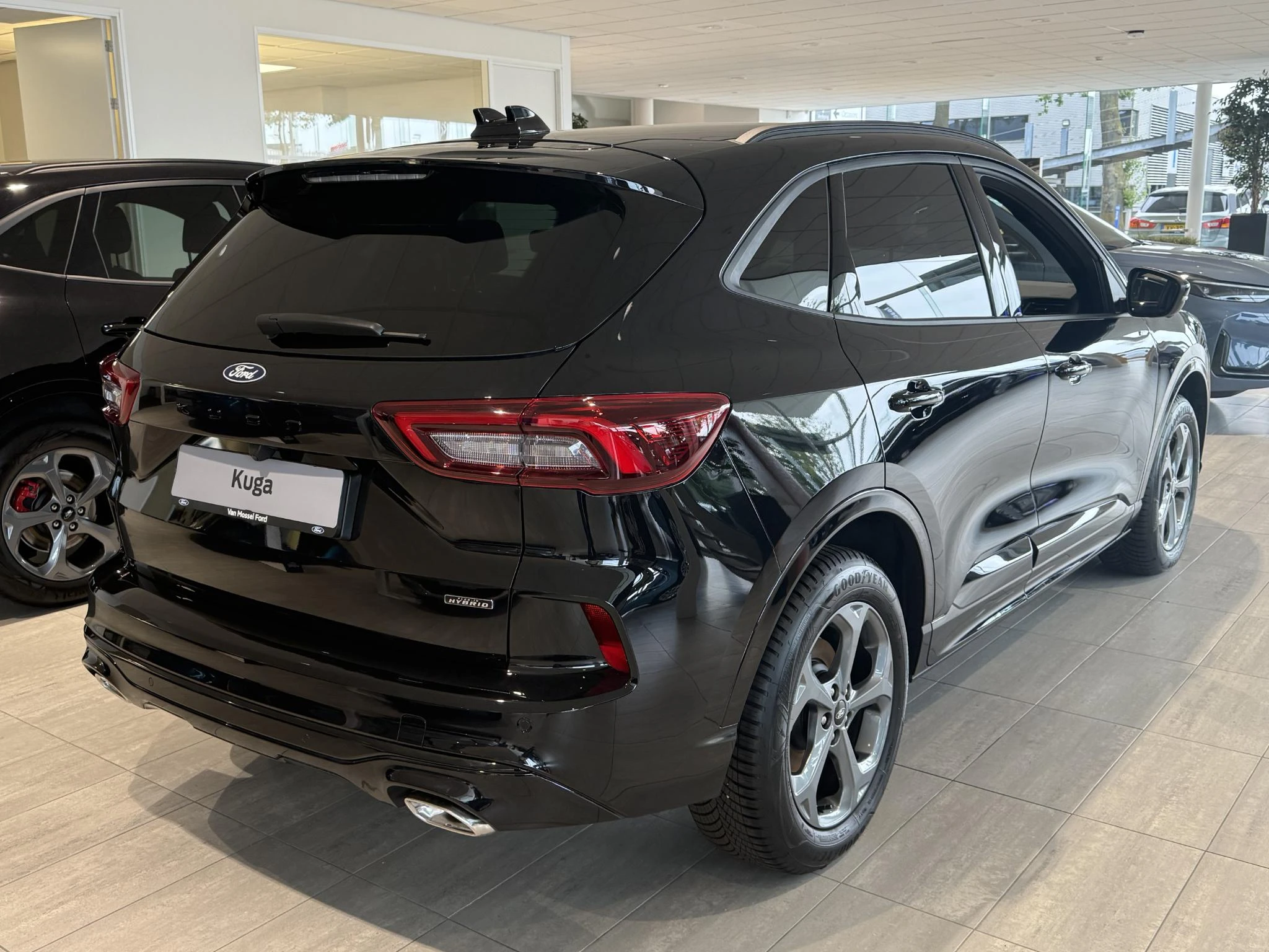 Ford-Kuga-image-3