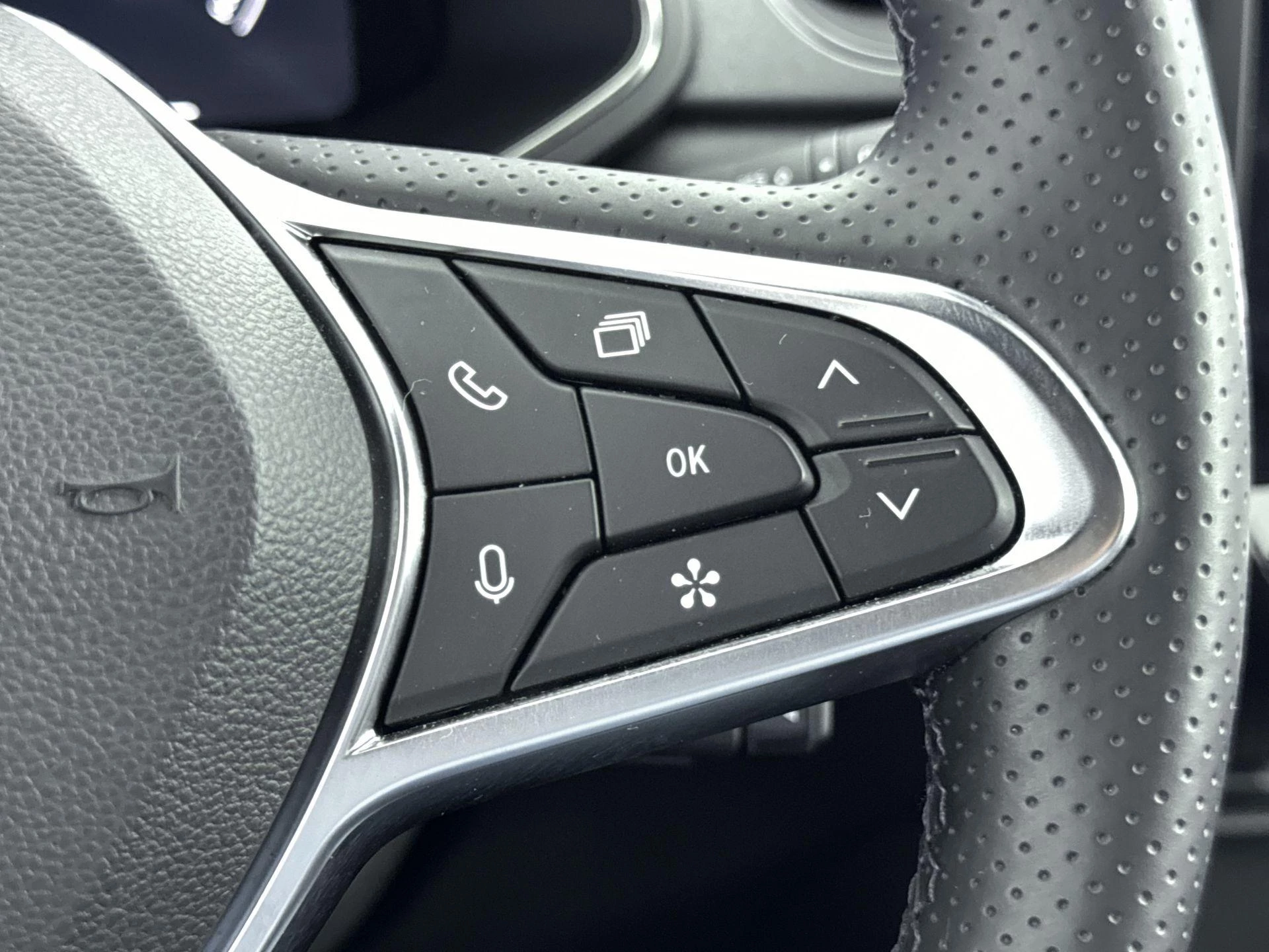 Renault-Captur-image-14