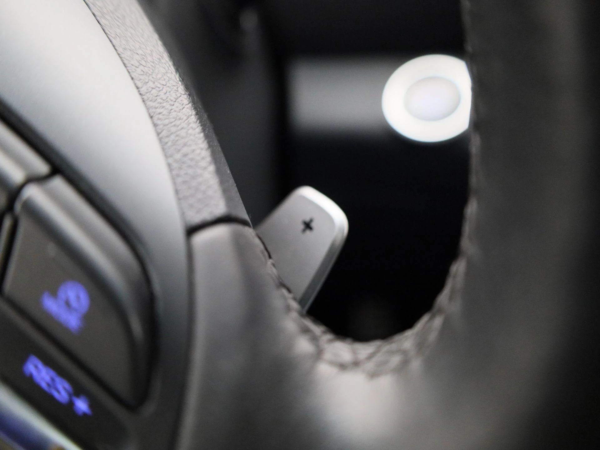 Hyundai-IONIQ-image-22