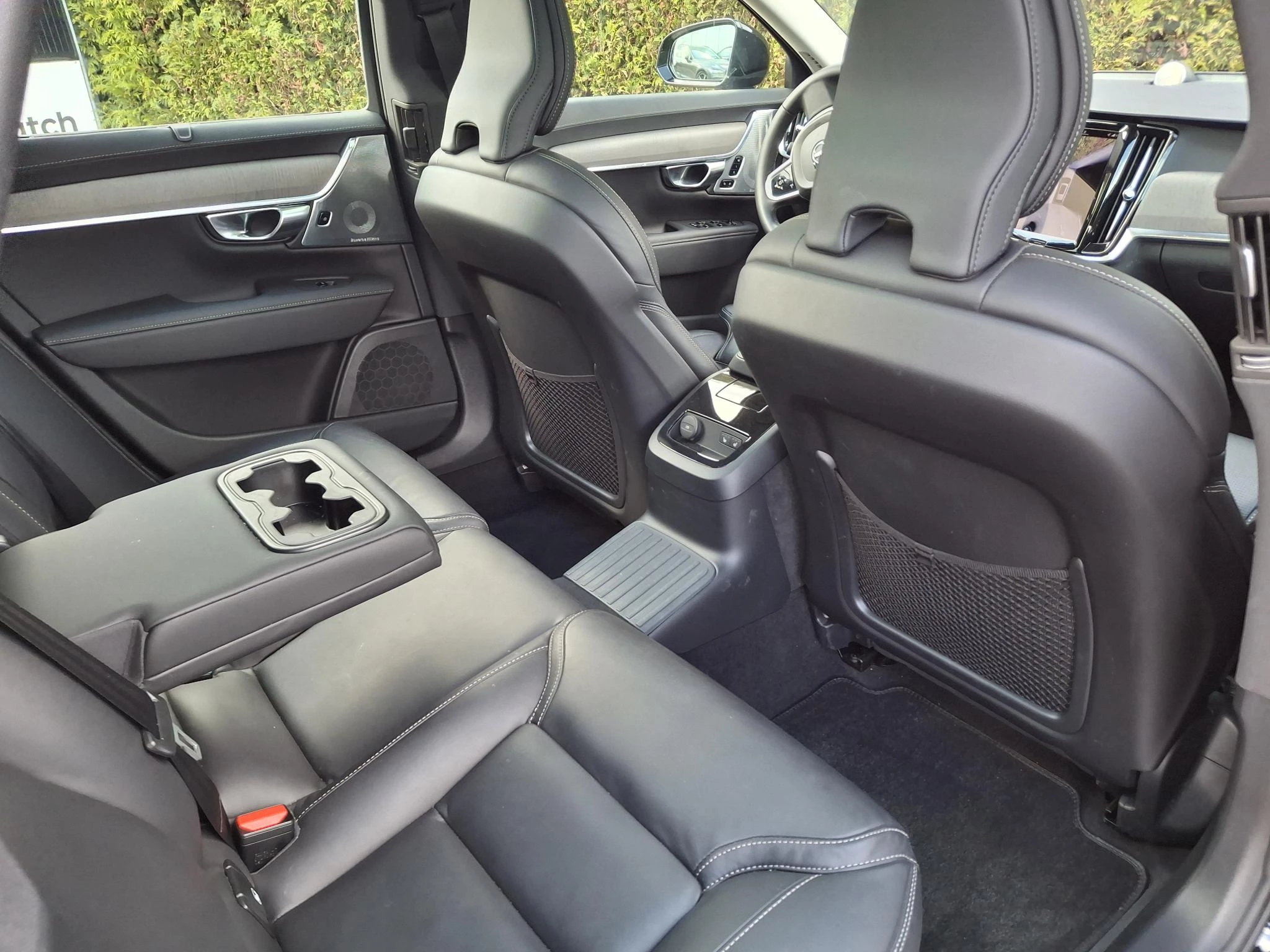 Volvo-V90-image-38