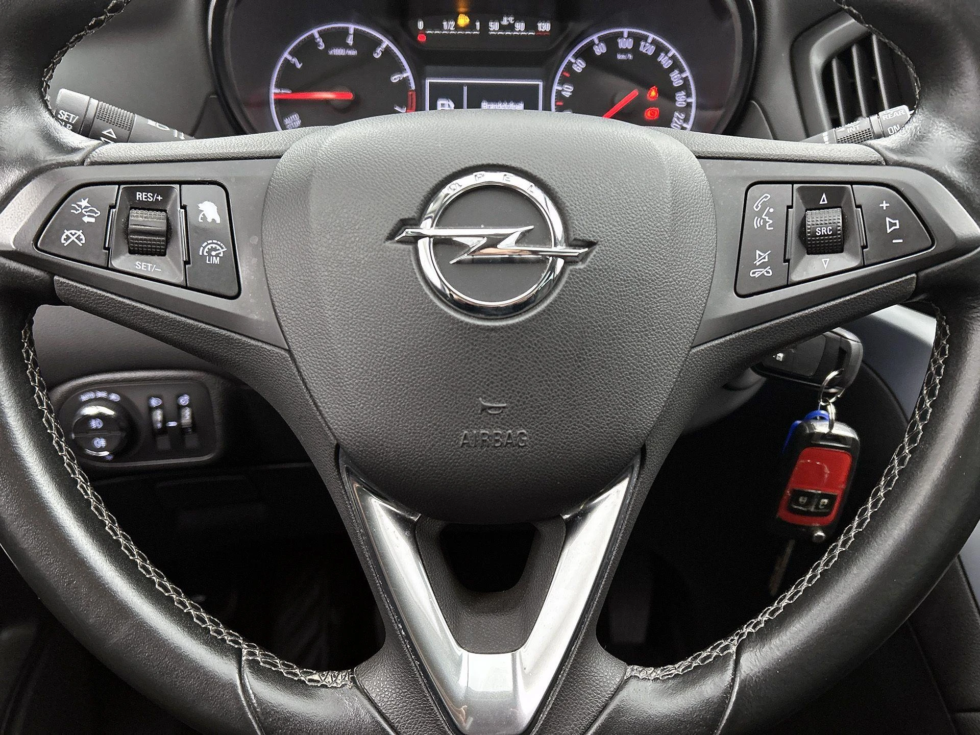 Opel-Zafira-image-36