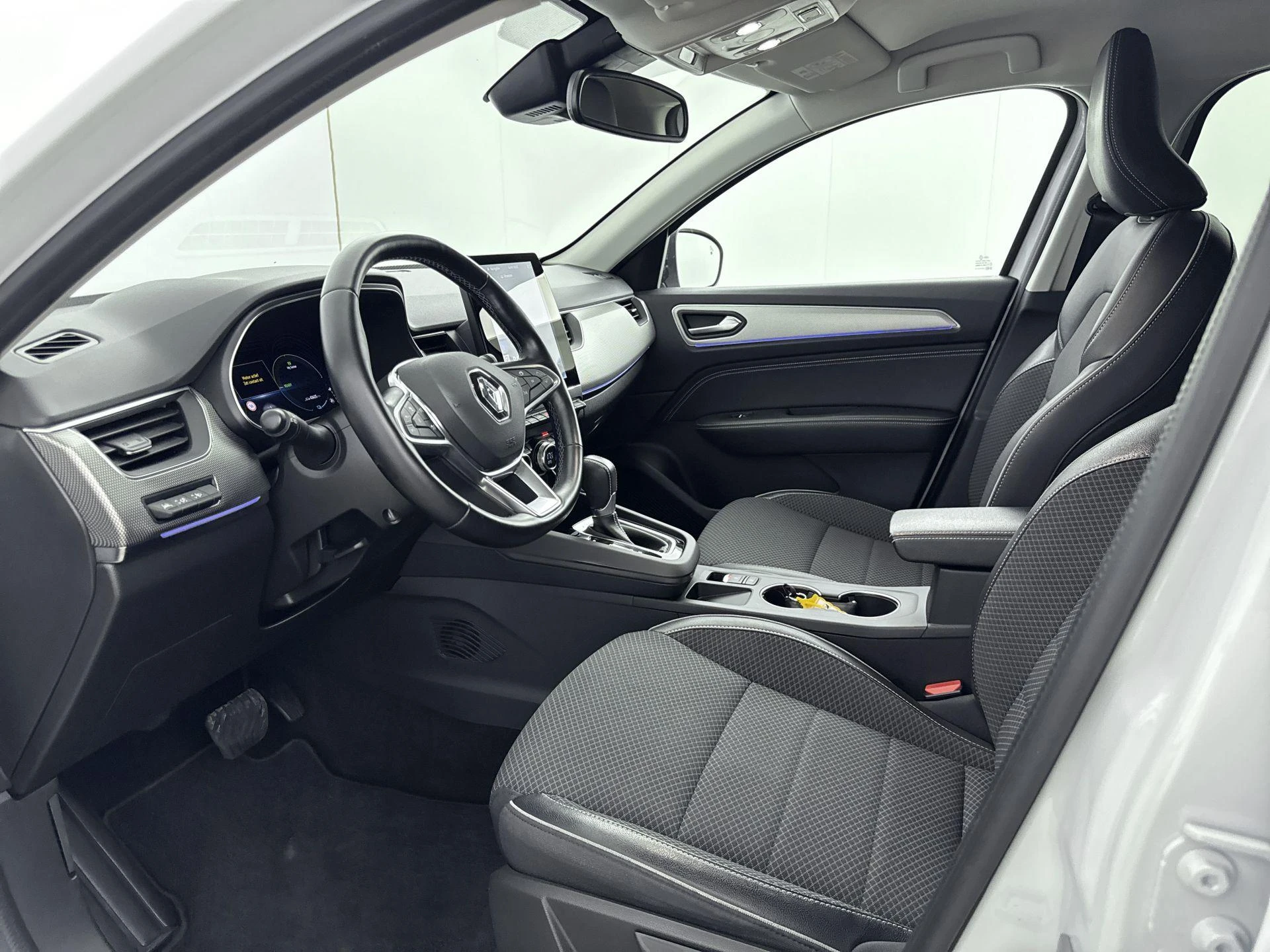 Renault-Arkana-image-7