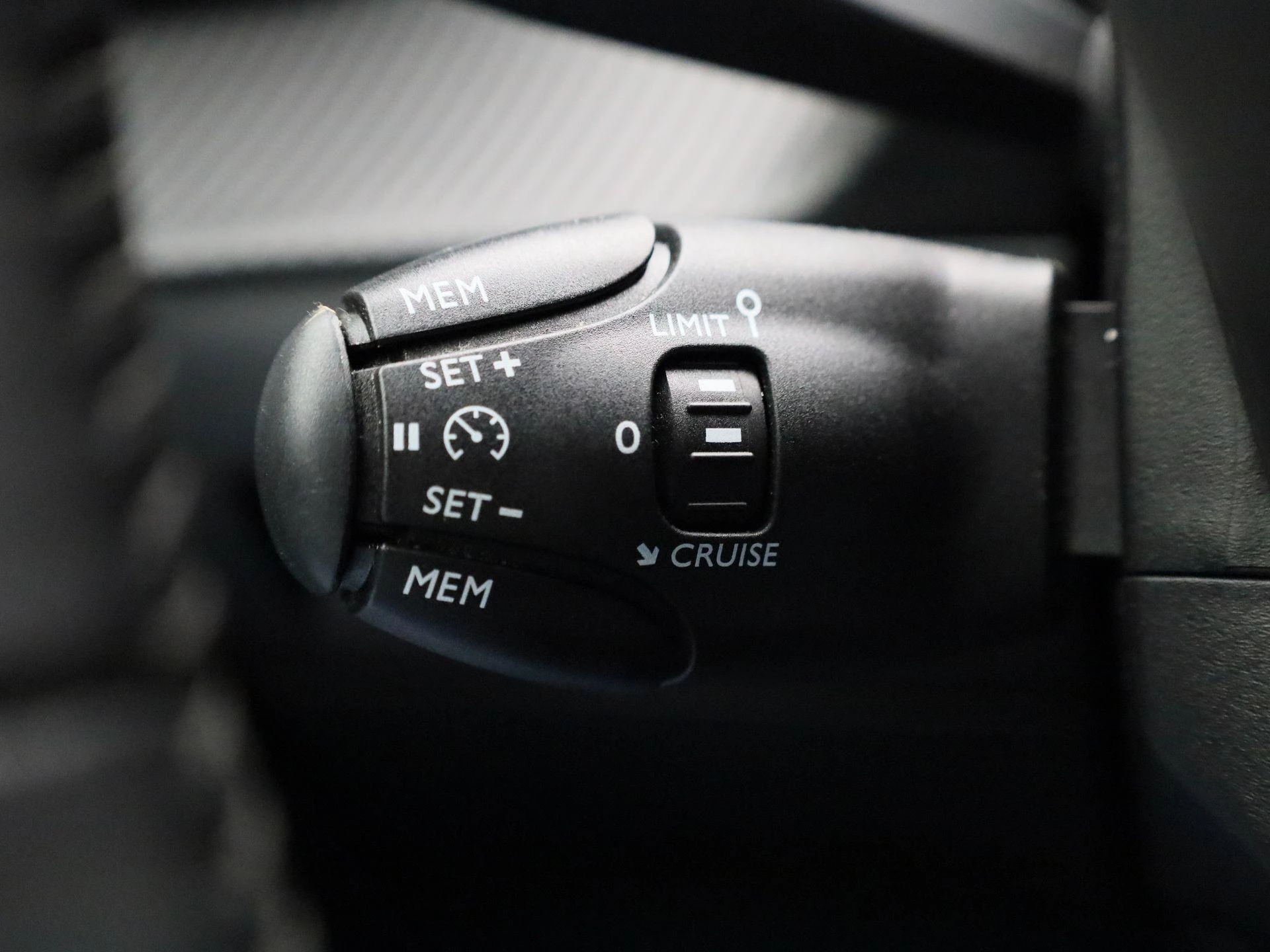 Peugeot 208 1.2 PureTech Active Pack