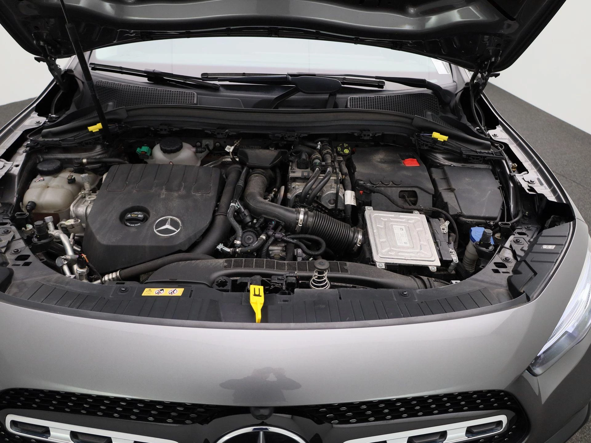 Mercedes-Benz GLA 250 e AMG Line + CARPLAY + MULTIBEAM + NIGHTPAKKET +