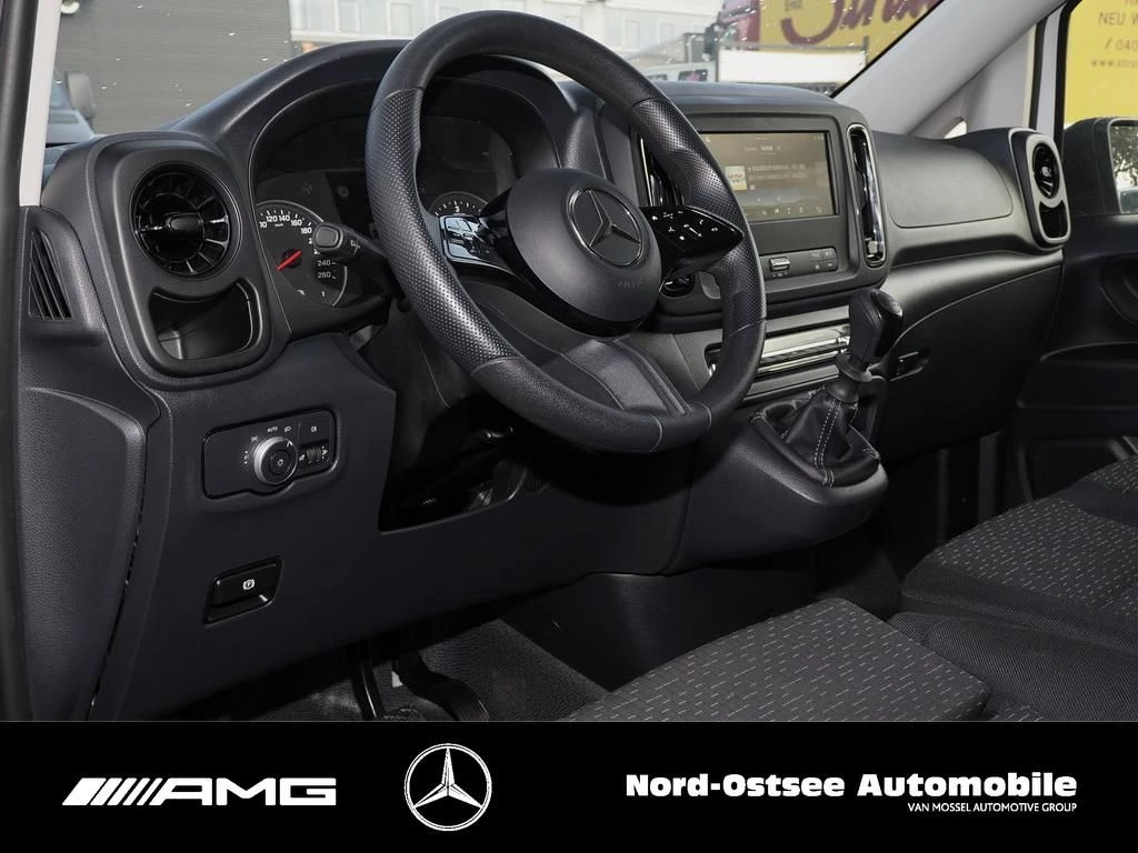 Mercedes-Benz-Vito-image-5