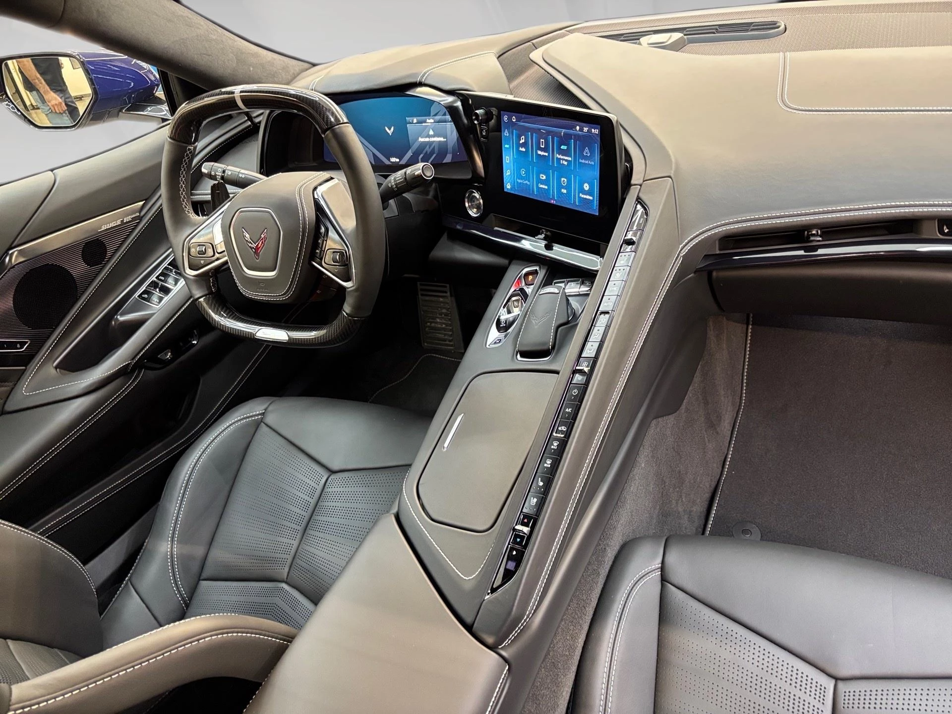 Chevrolet-Corvette-image-10