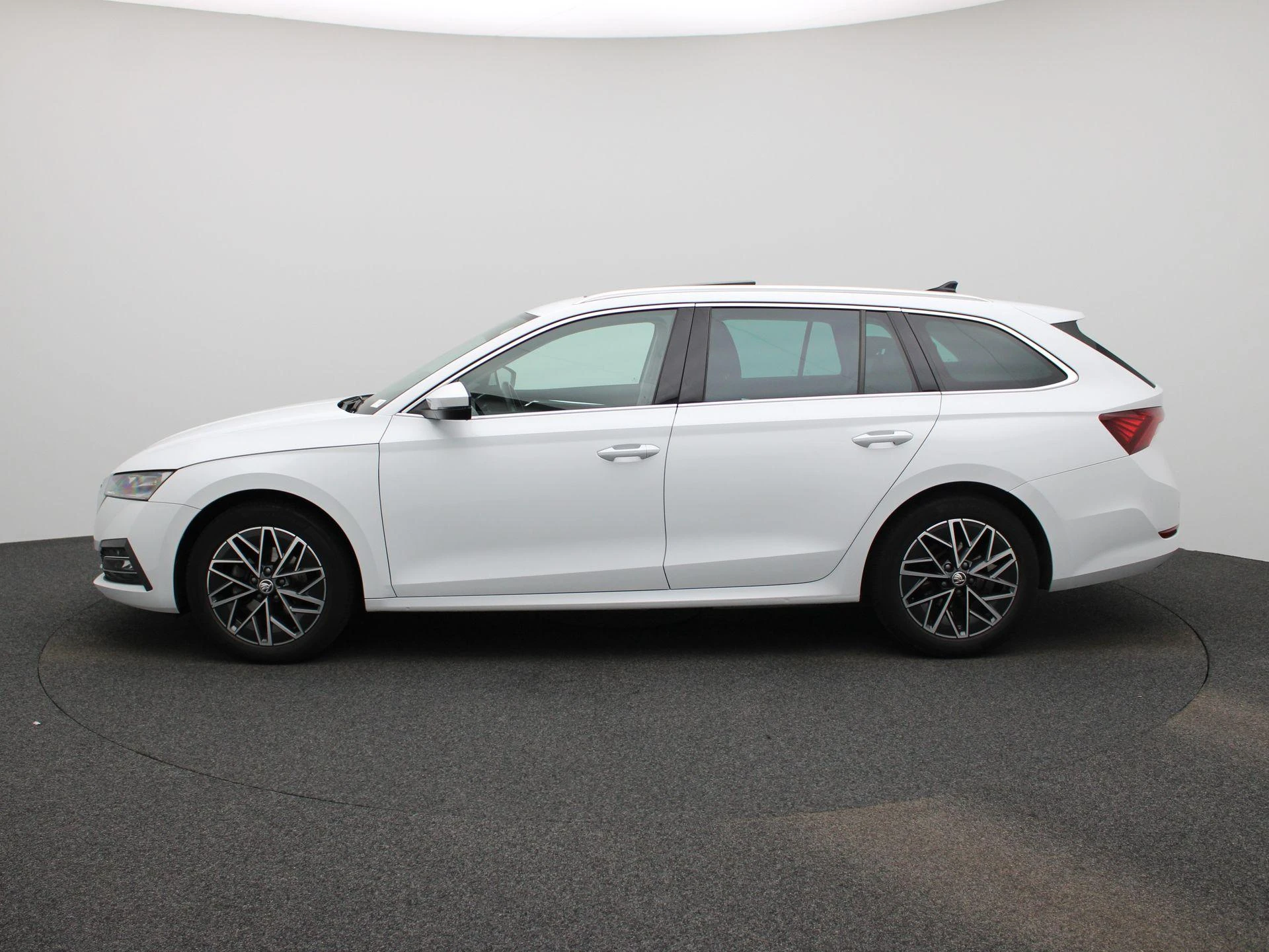 Škoda-Octavia-image-4