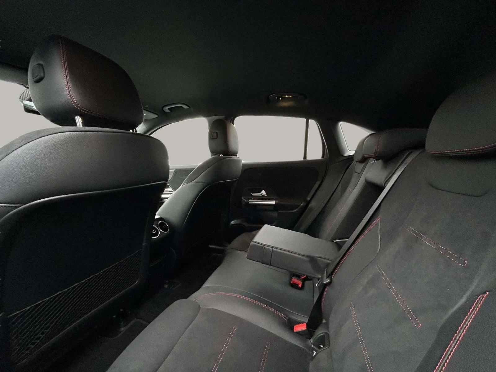 Mercedes-Benz-EQA-image-14