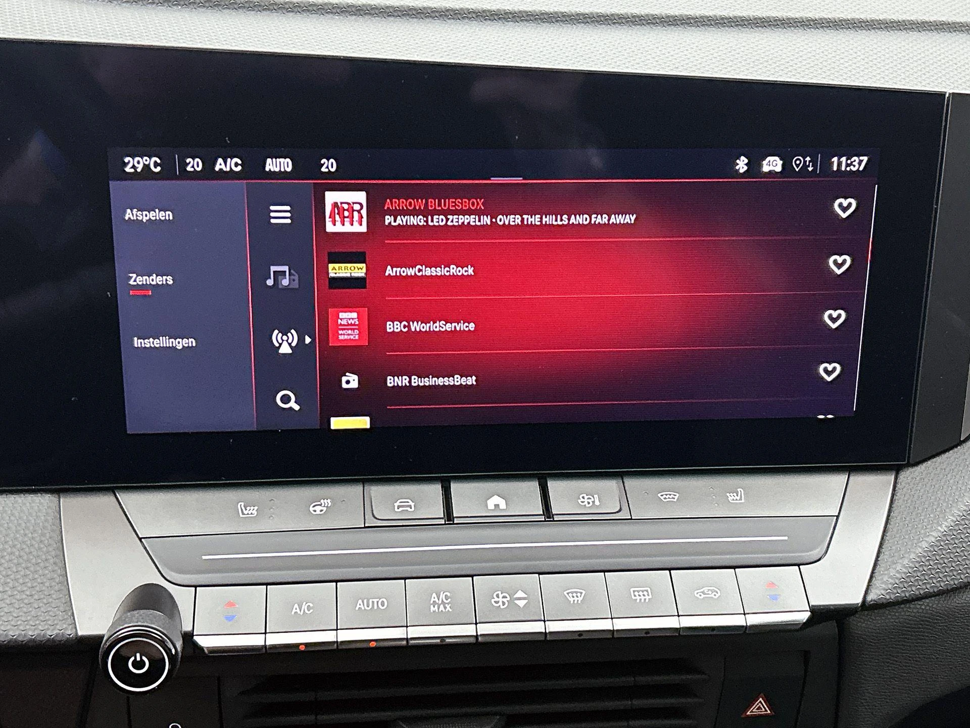 Opel-Astra-image-6