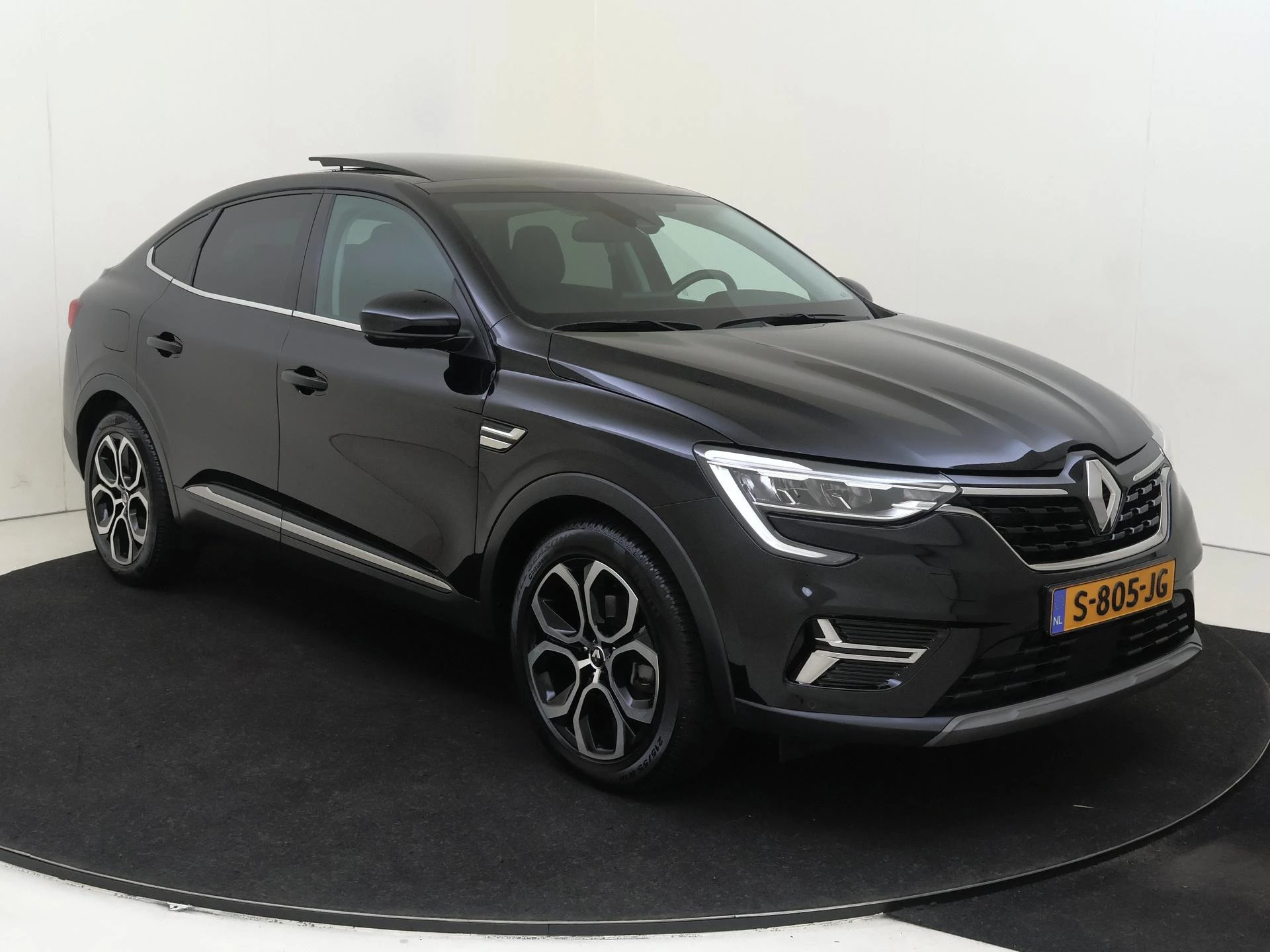 Renault-Arkana-image-1