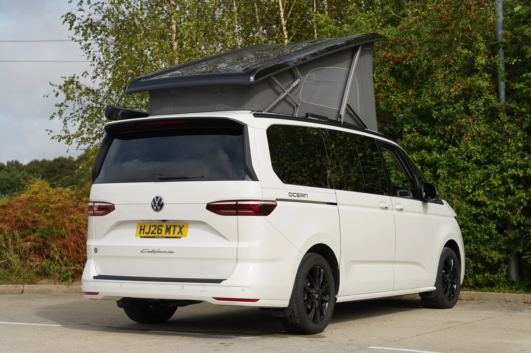Volkswagen-California-image-11