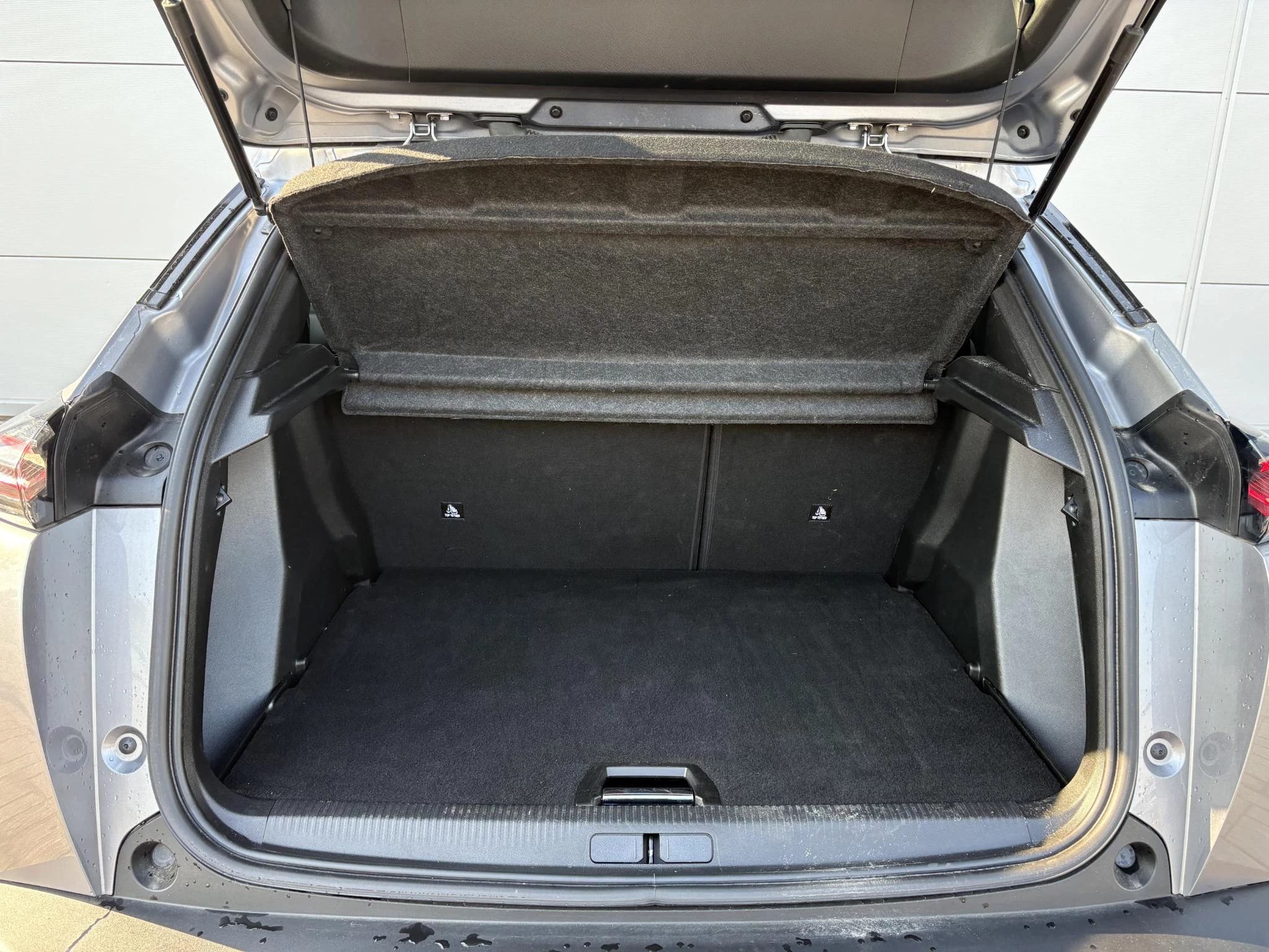 Peugeot-2008-image-10