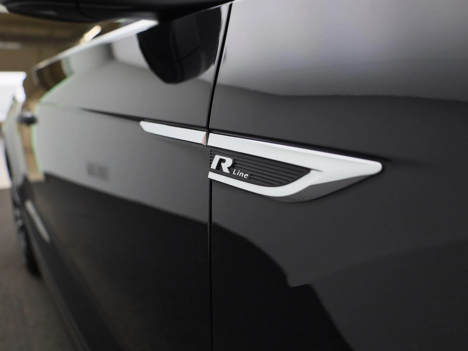 Volkswagen-T-Roc-image-36