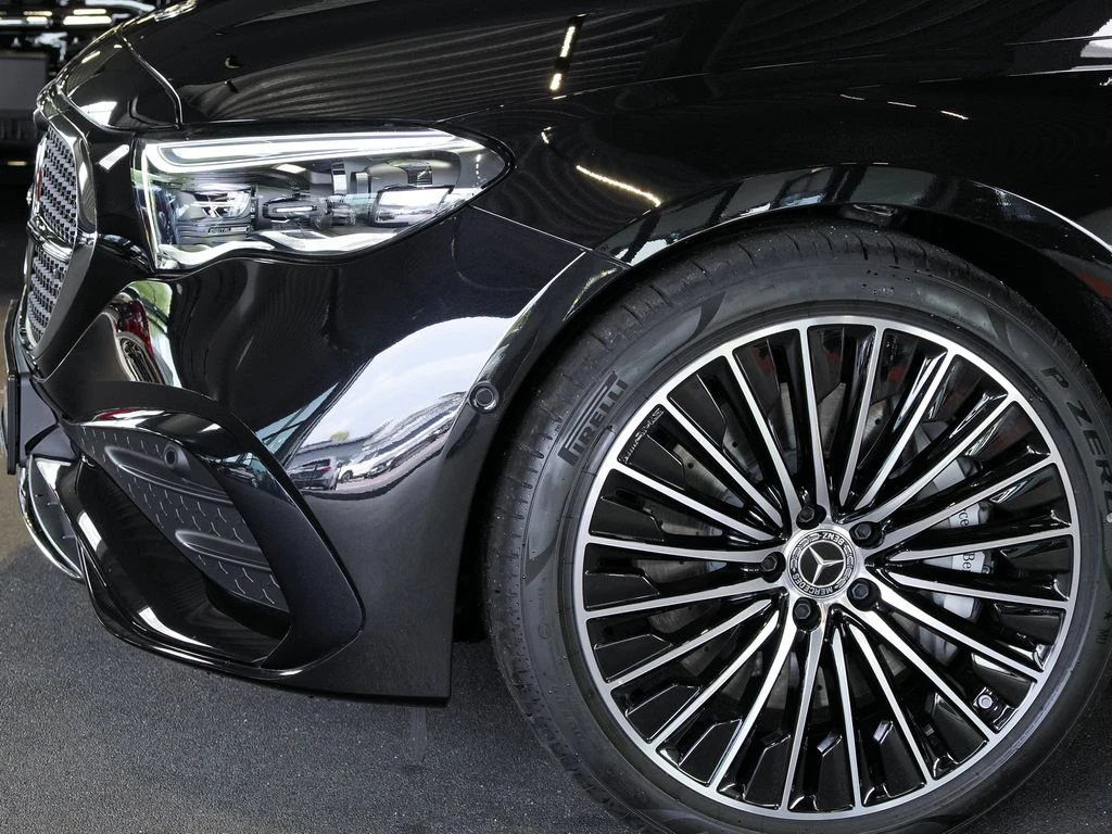 Mercedes-Benz-E-Klasse 200-image-3