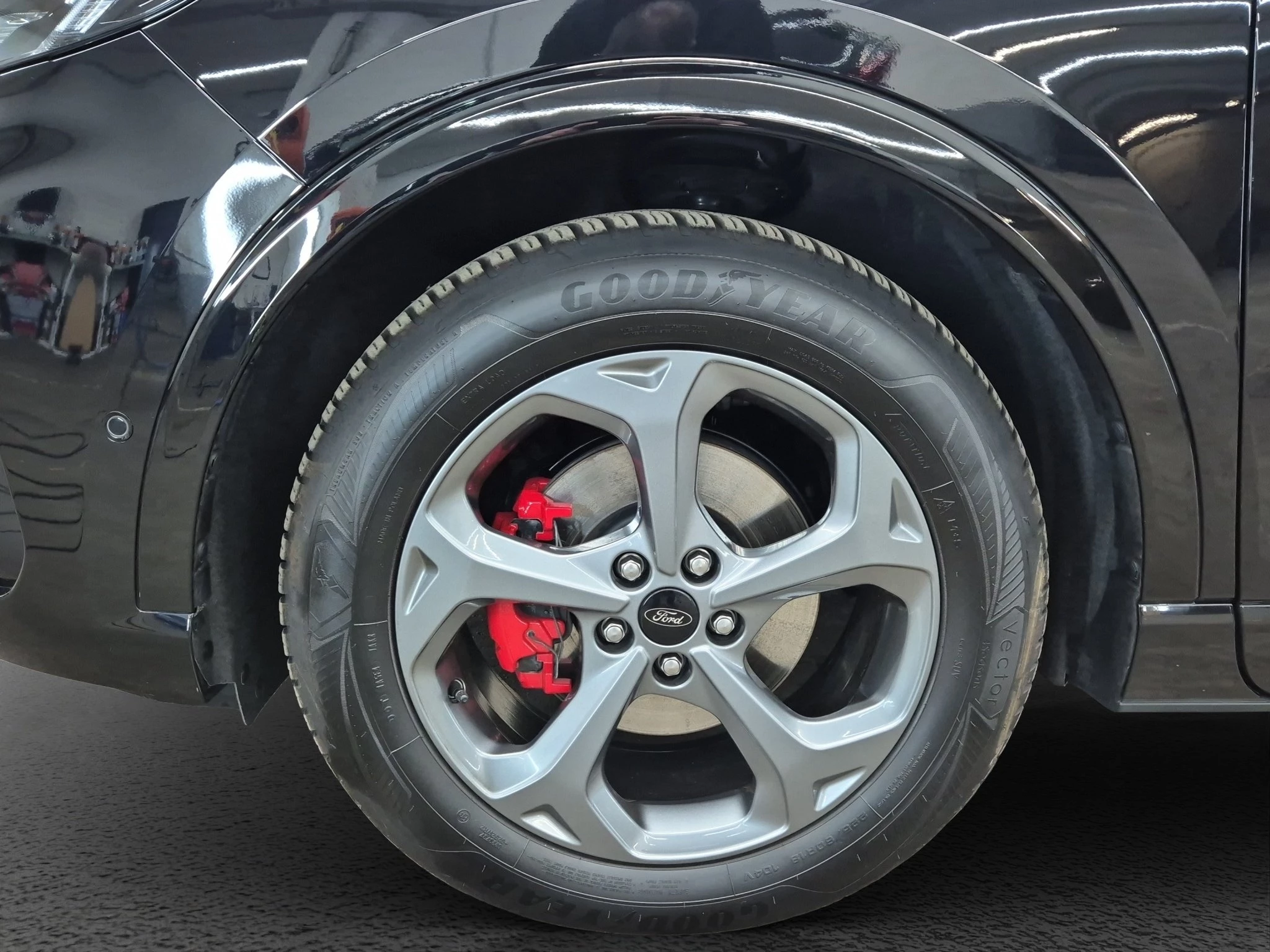 Ford-Kuga-image-8