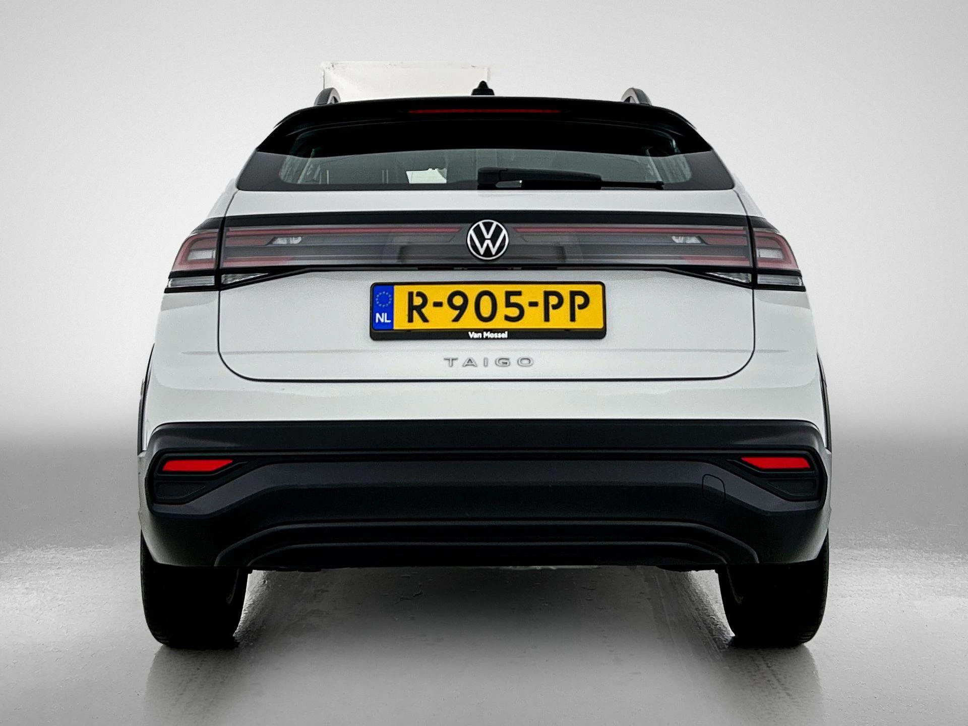 Volkswagen-Taigo-image-2