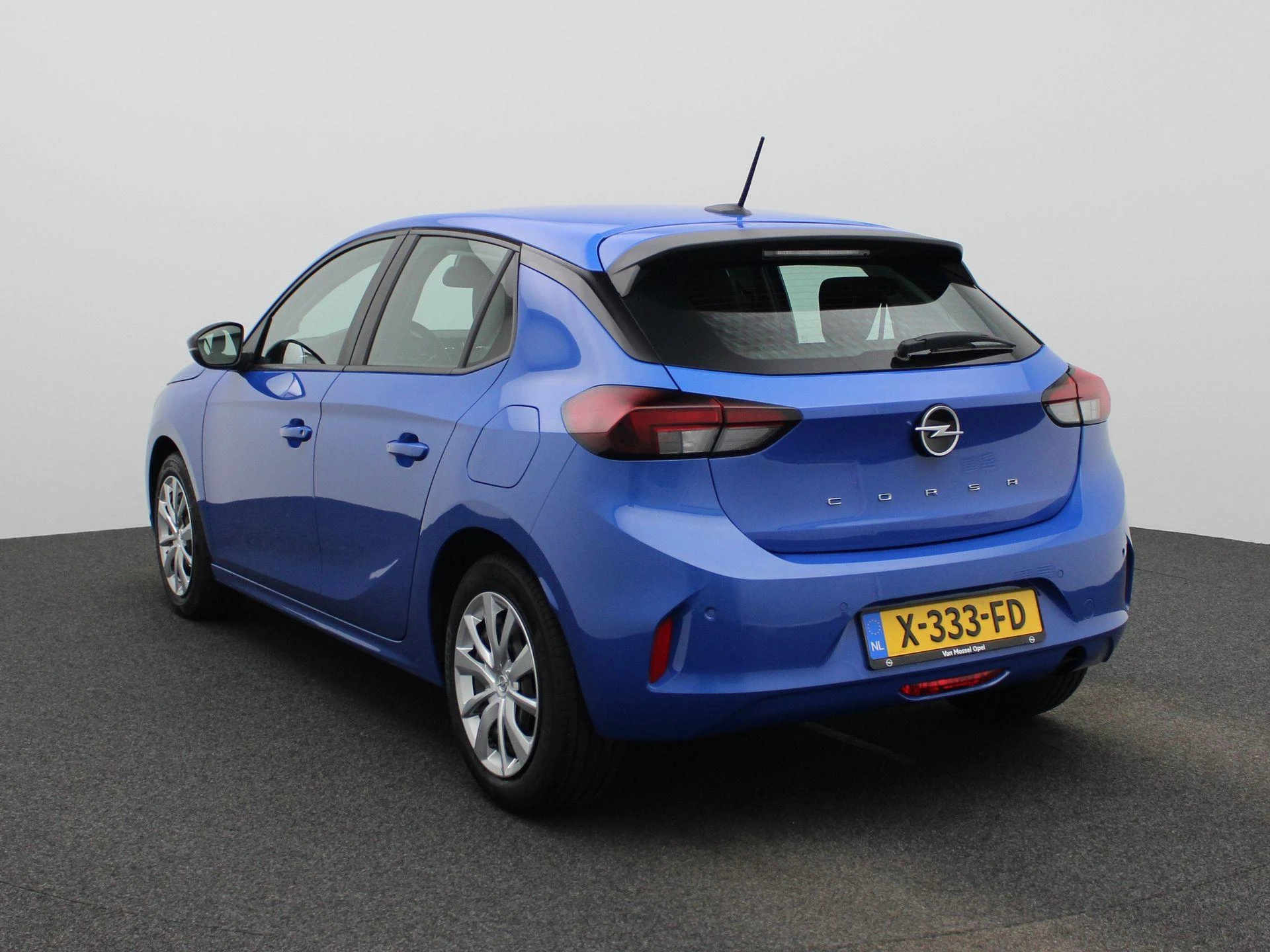 Opel-Corsa-image-1
