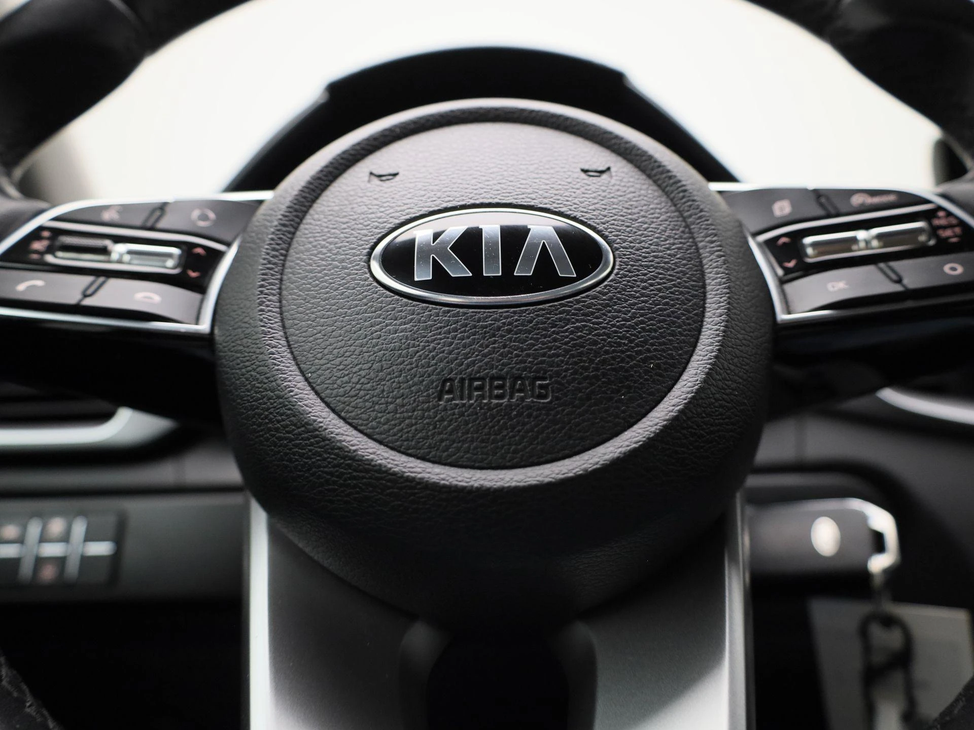 Kia-Ceed Sportswagon-image-25