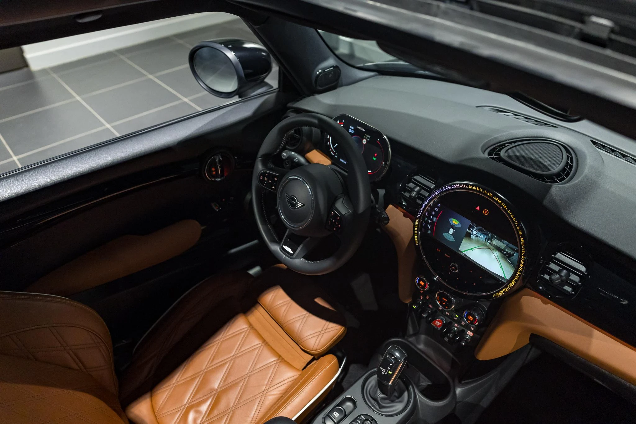 MINI-Cooper-image-6