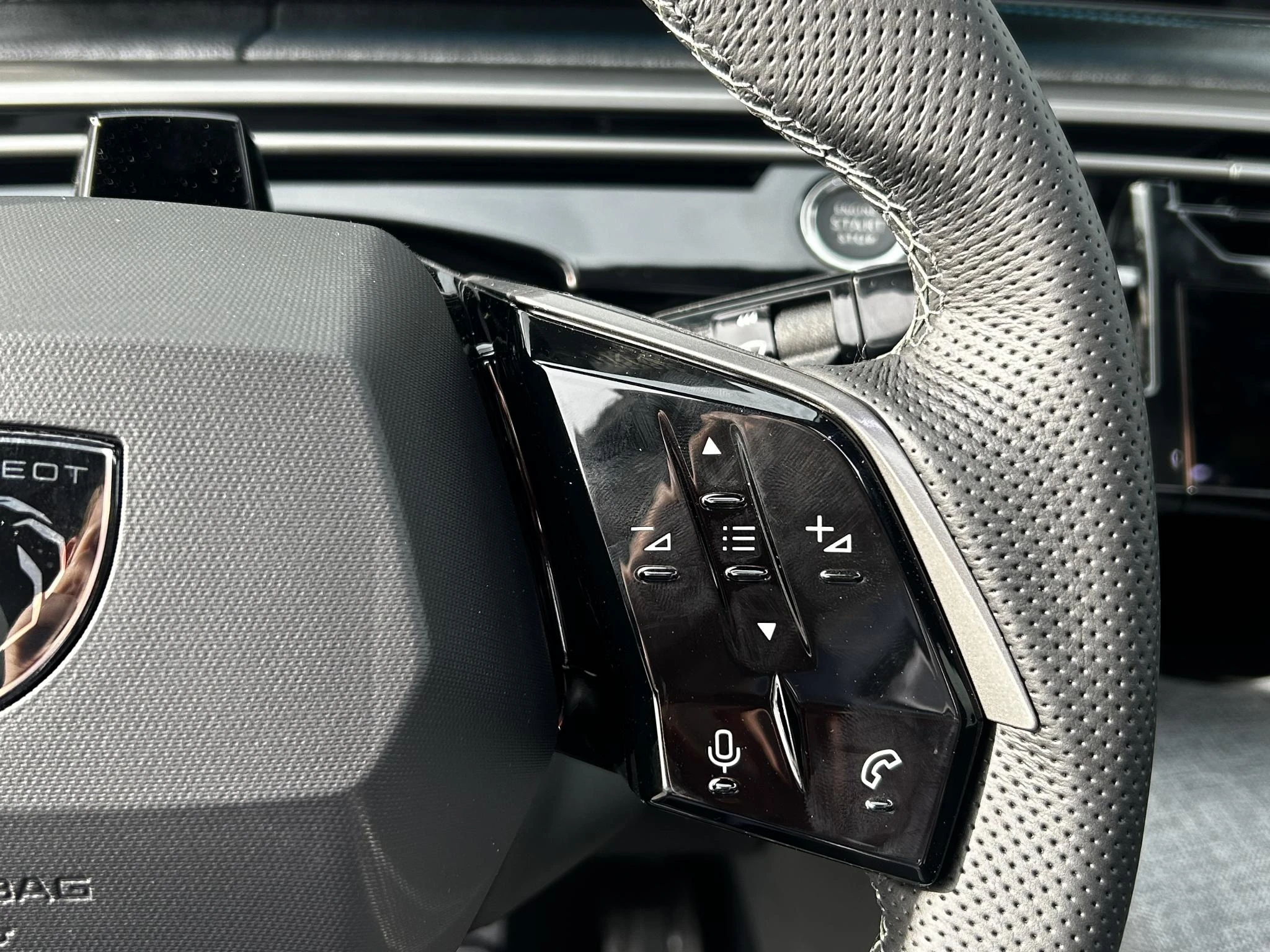 Peugeot-e-3008-image-14