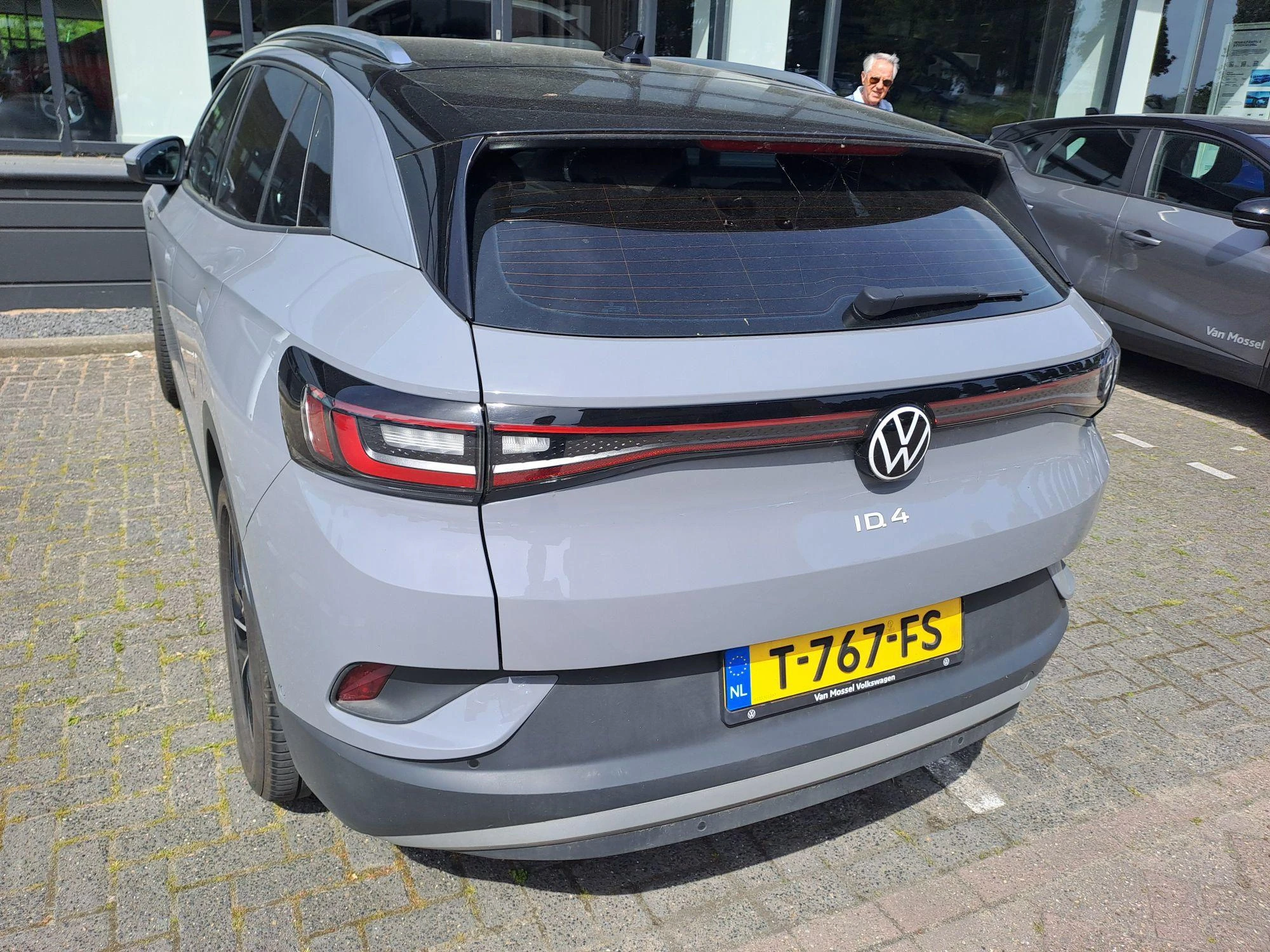 Volkswagen-ID.4-image-4